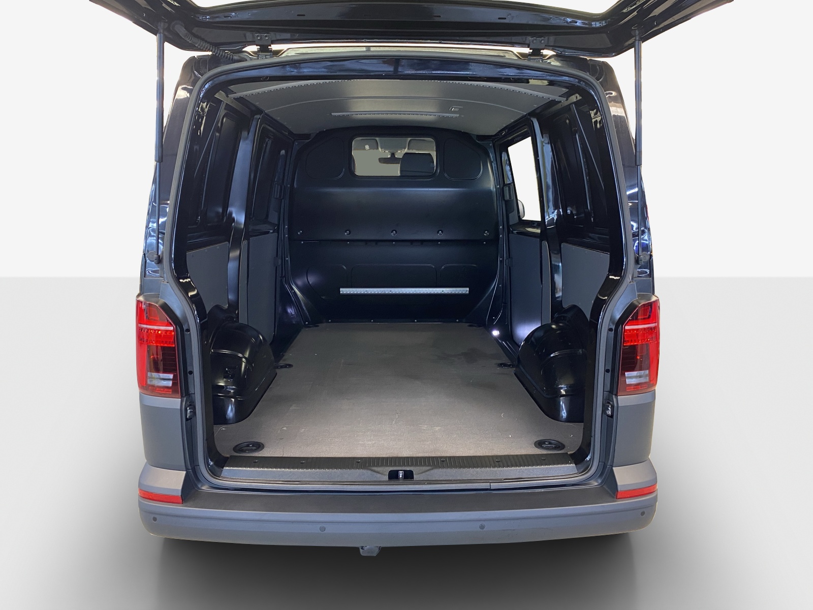 VW T6.1 2.0 TDI DSG-image-12