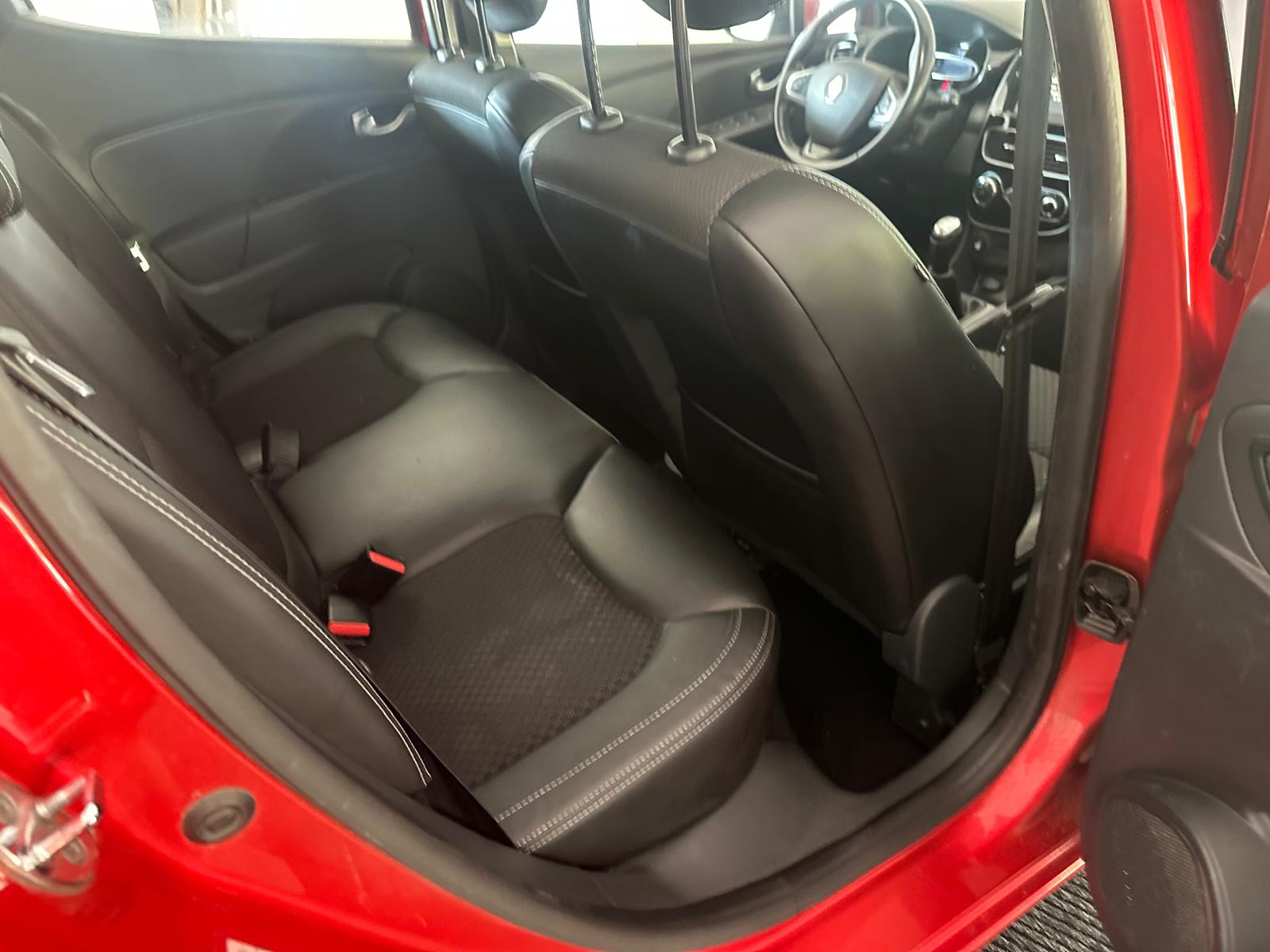 RENAULT Clio 0.9 Life-image-12
