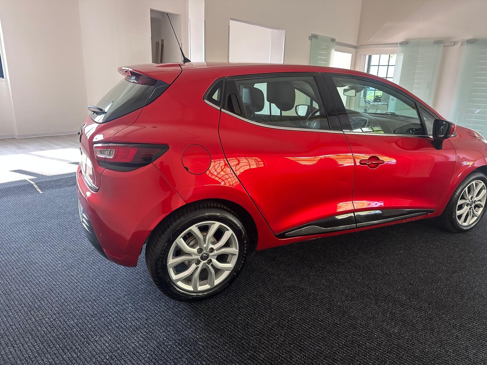 RENAULT Clio 0.9 Life-image-3