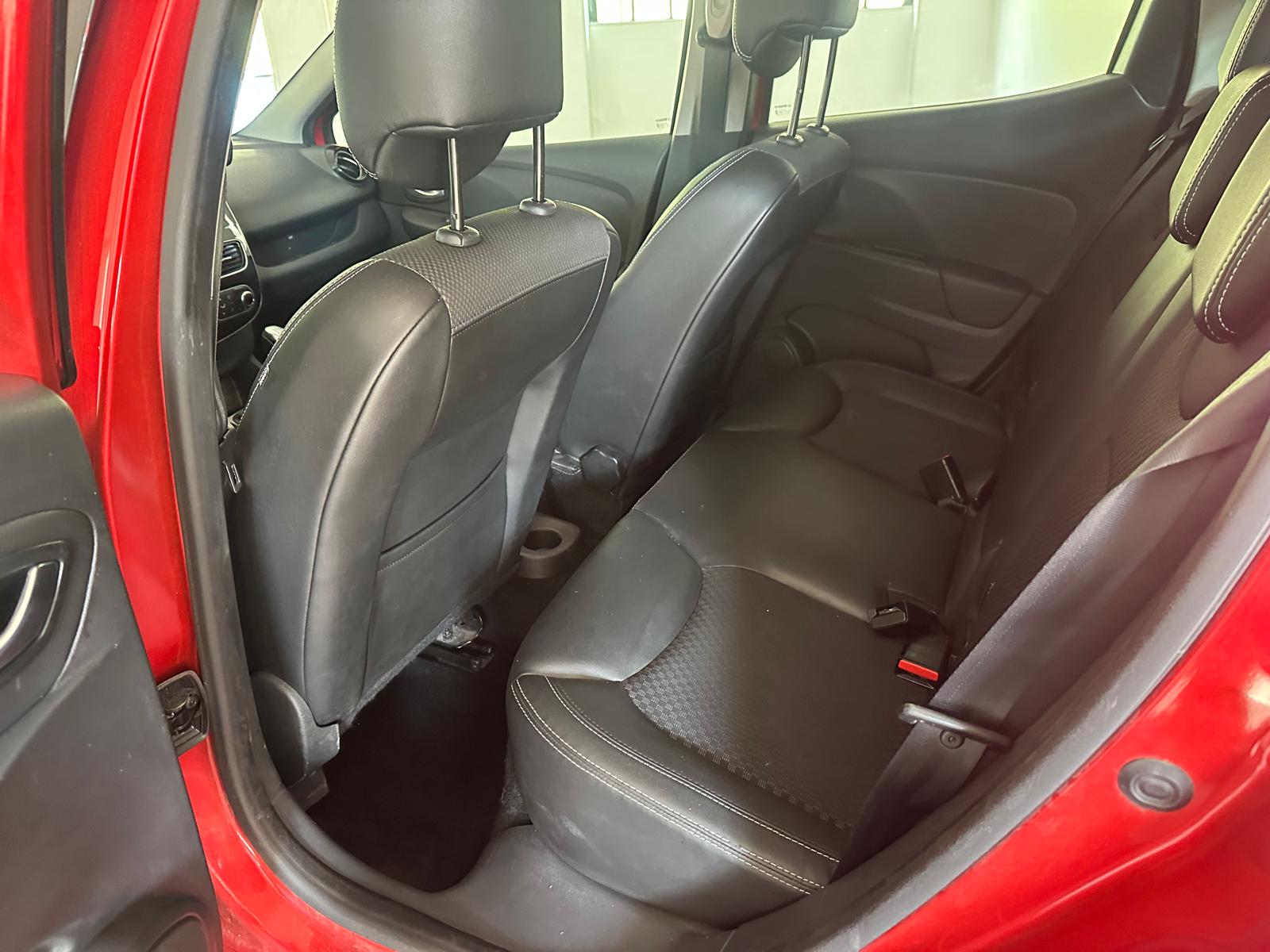 RENAULT Clio 0.9 Life-image-10