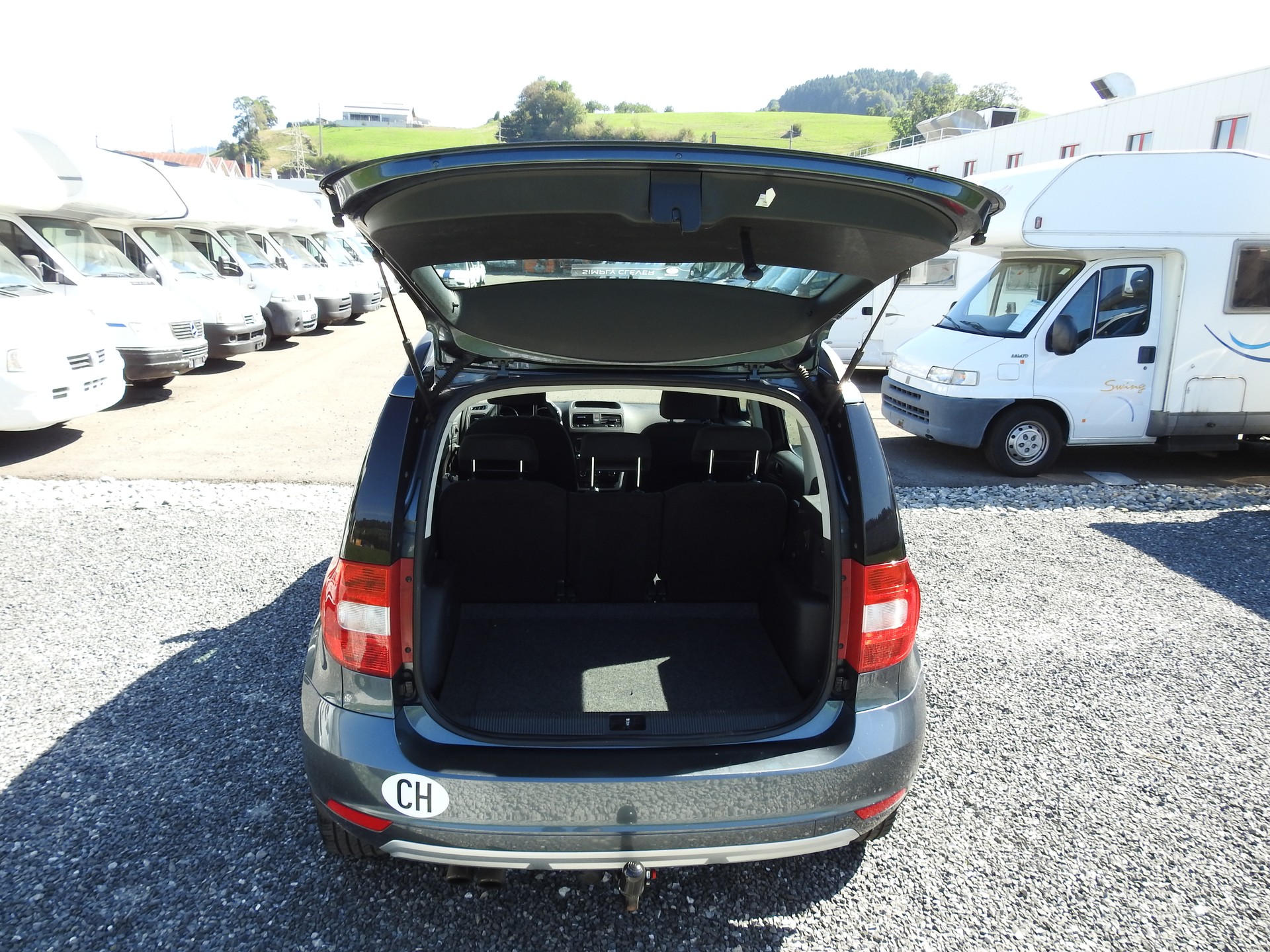 SKODA Yeti 1.8 TSI Ambition 4x4 DSG-image-10