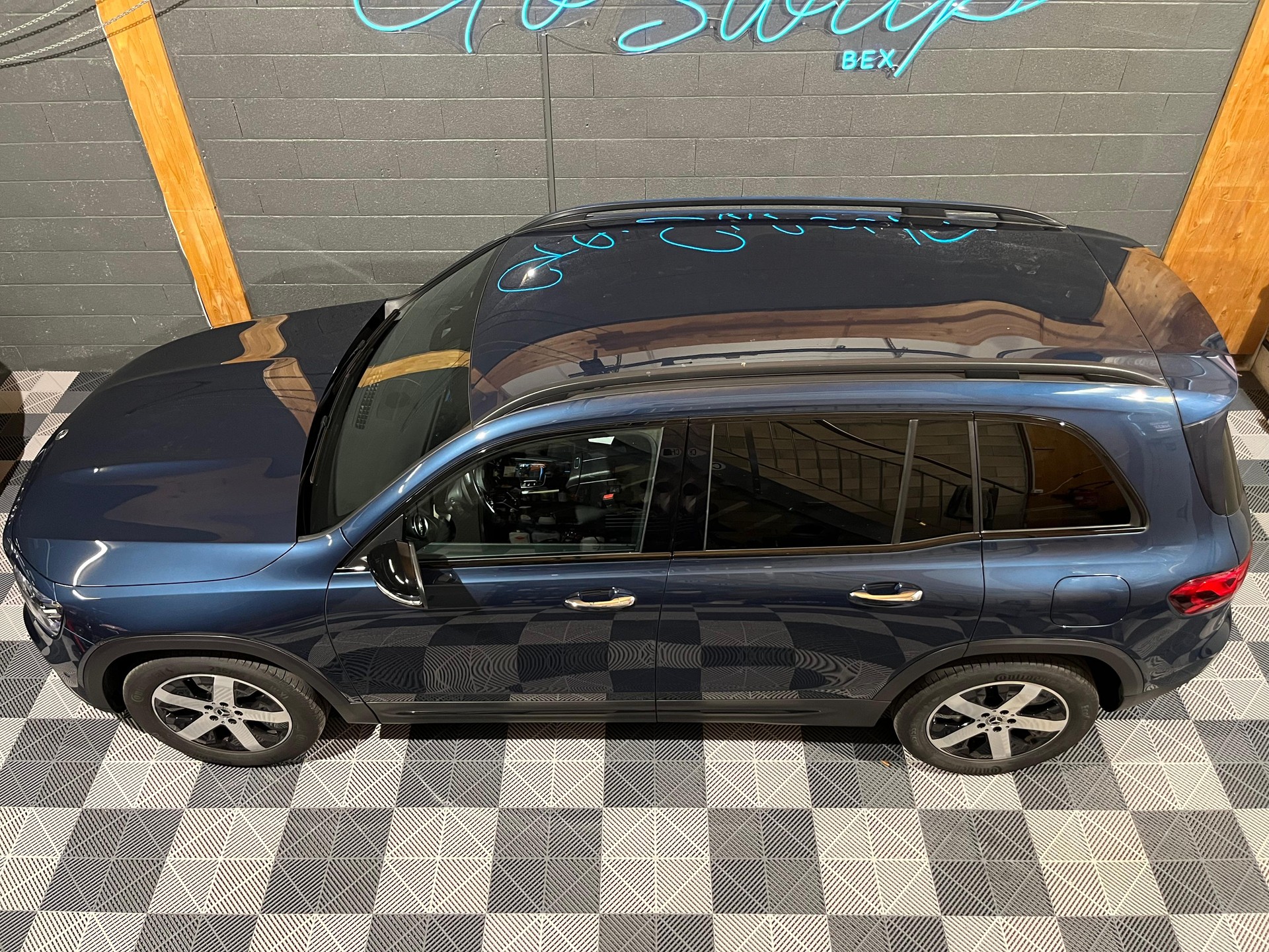 MERCEDES-BENZ GLB 250 4Matic Progressive 8G-Tronic-image-8
