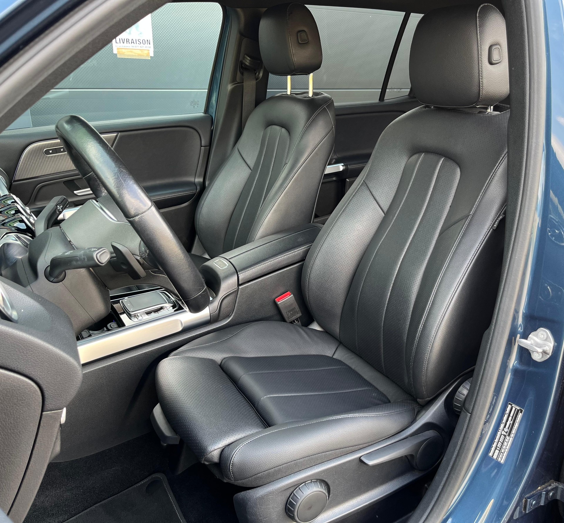 MERCEDES-BENZ GLB 250 4Matic Progressive 8G-Tronic-image-13