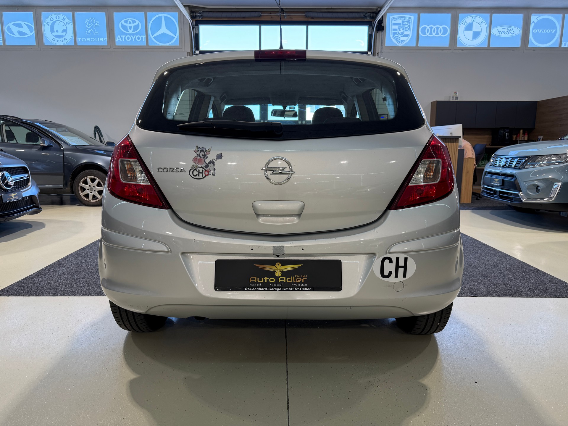 OPEL Corsa 1.4 TP Enjoy Automatic-image-5