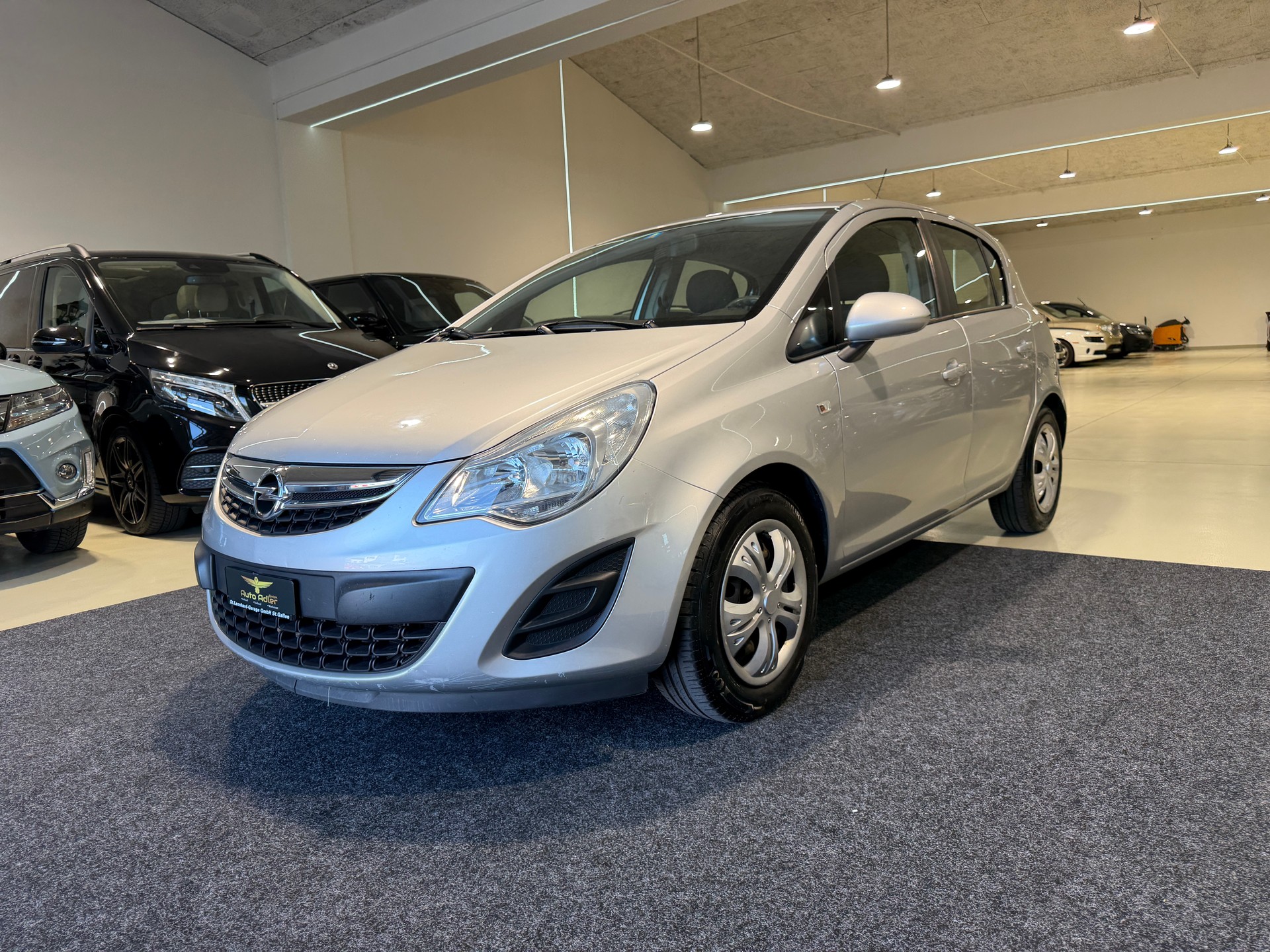 OPEL Corsa 1.4 TP Enjoy Automatic-showroom-element-1