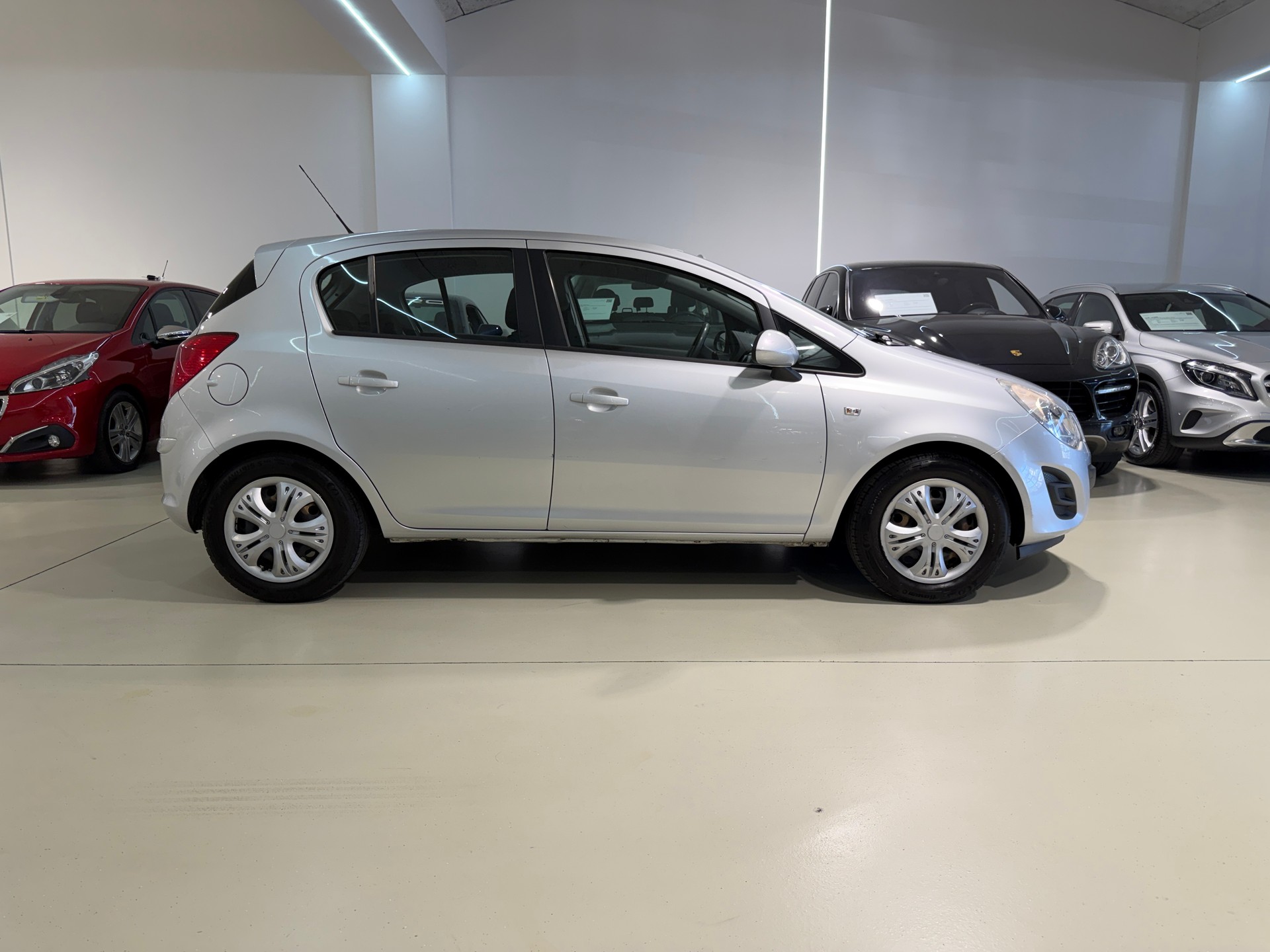 OPEL Corsa 1.4 TP Enjoy Automatic-image-7