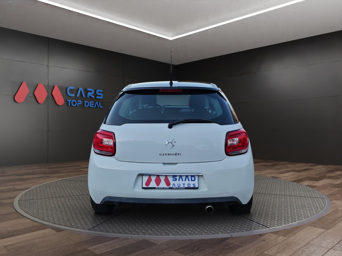 DS AUTOMOBILES DS3 1.2 VTi SO Chic – Non expertisée, commodo à changer, vendue dans l'état-image-4