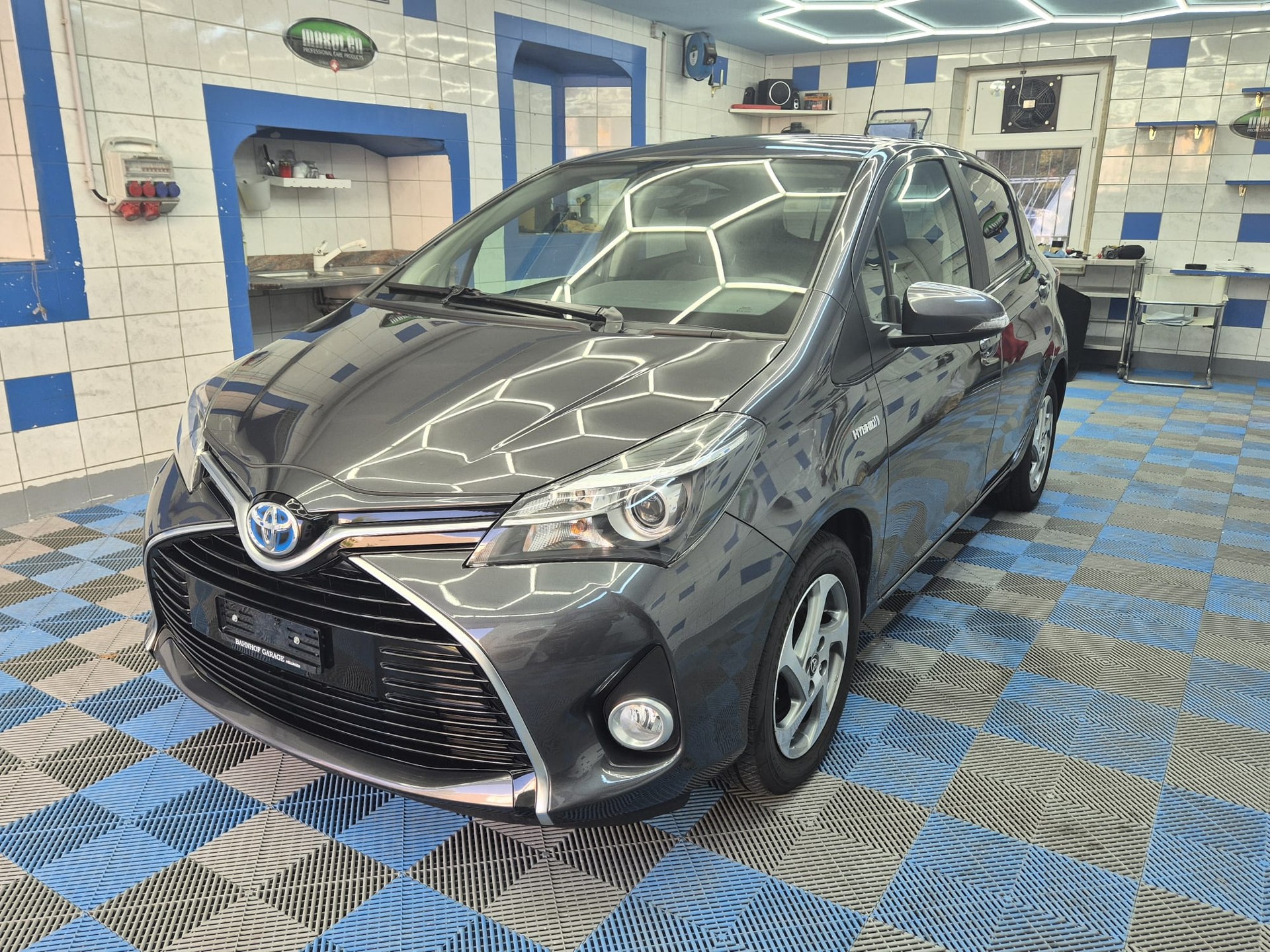 TOYOTA Yaris 1.5 VVT-i Hybrid Sol Premium e-CVT