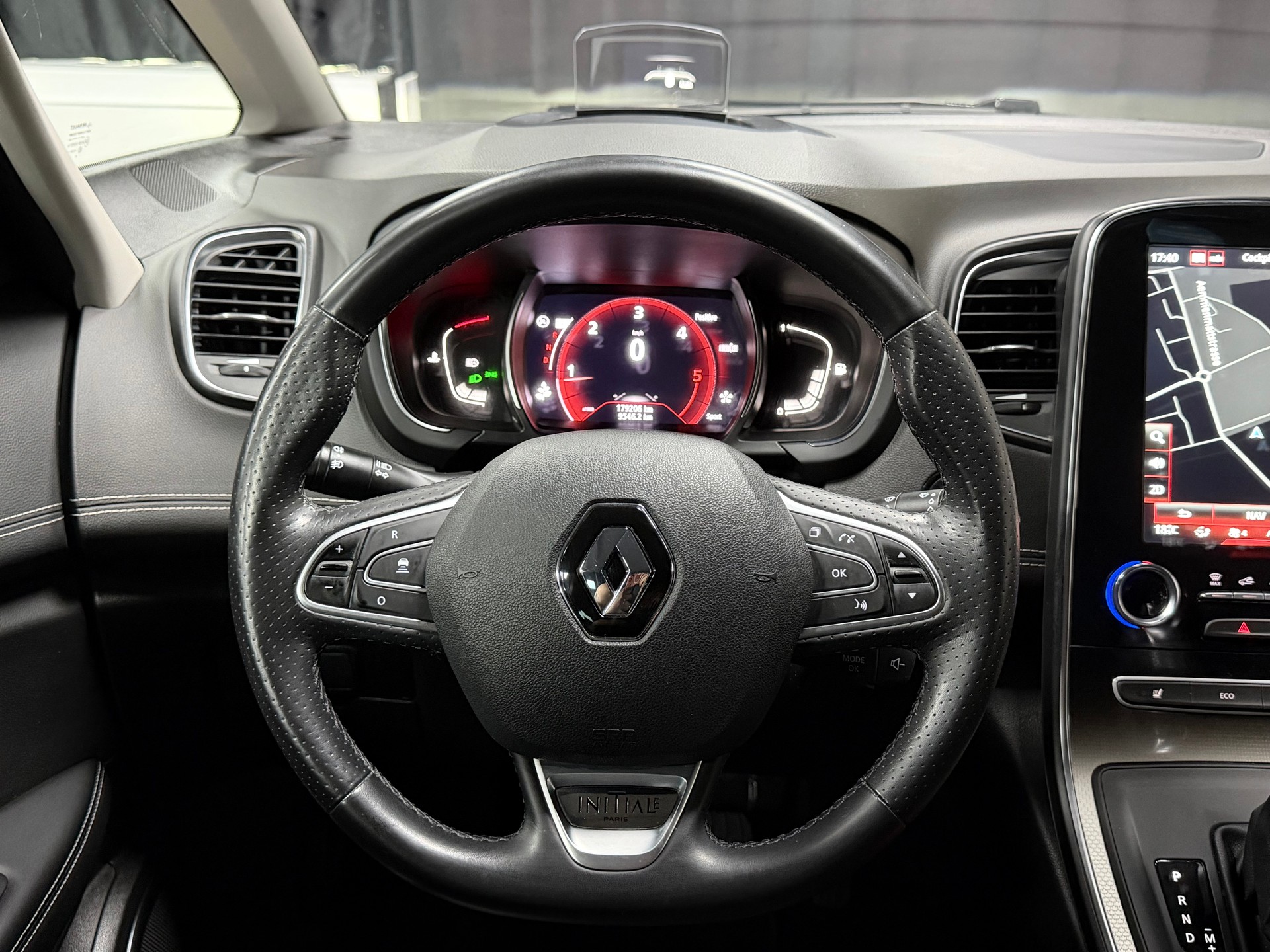 RENAULT Grand Scénic 1.6 dCi Initiale Paris EDC-image-15