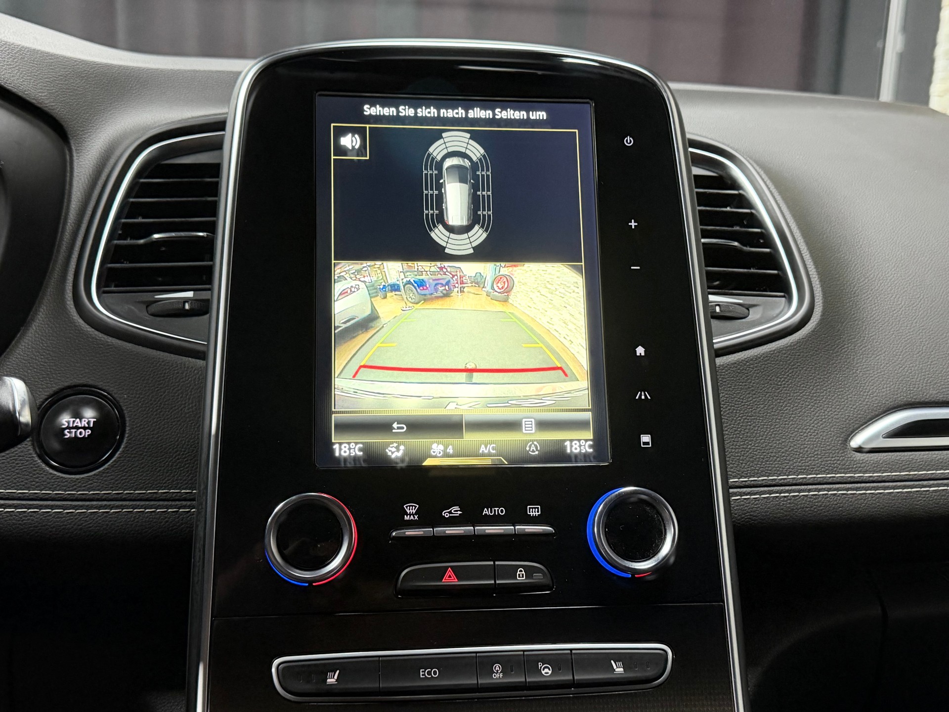 RENAULT Grand Scénic 1.6 dCi Initiale Paris EDC-image-17