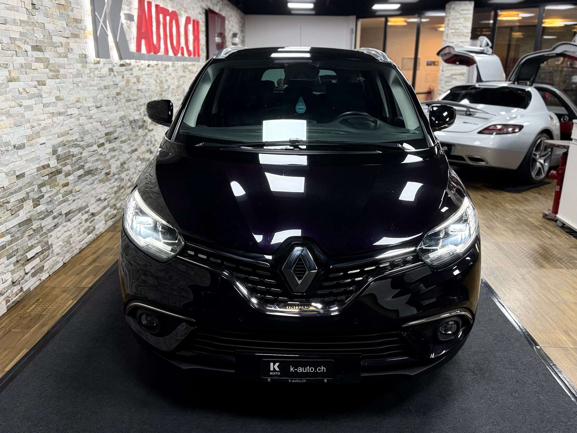 RENAULT Grand Scénic 1.6 dCi Initiale Paris EDC-image-4