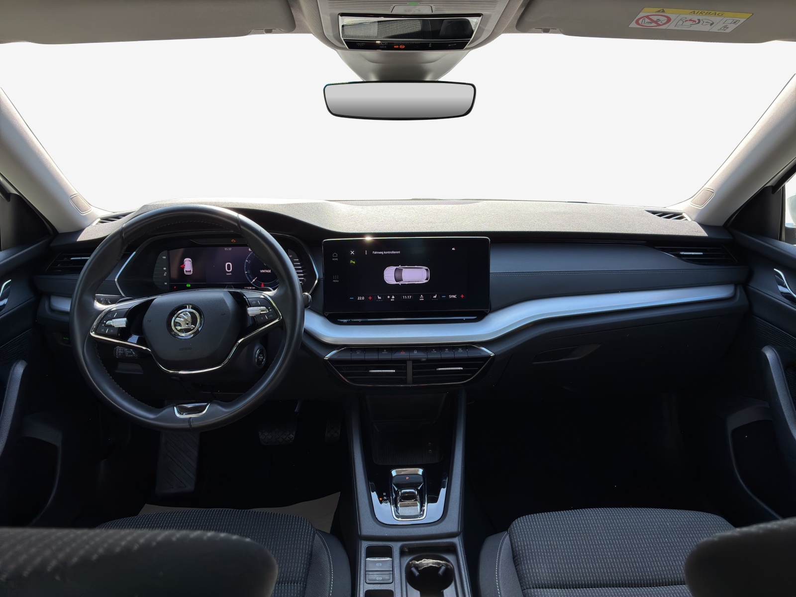 SKODA Octavia Combi 2.0 TDI DSG Ambition-image-8