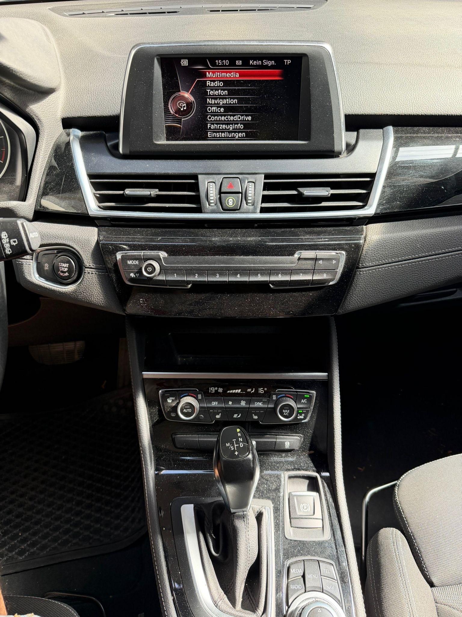 BMW 216d Gran Tourer Sport Line Steptronic-image-9