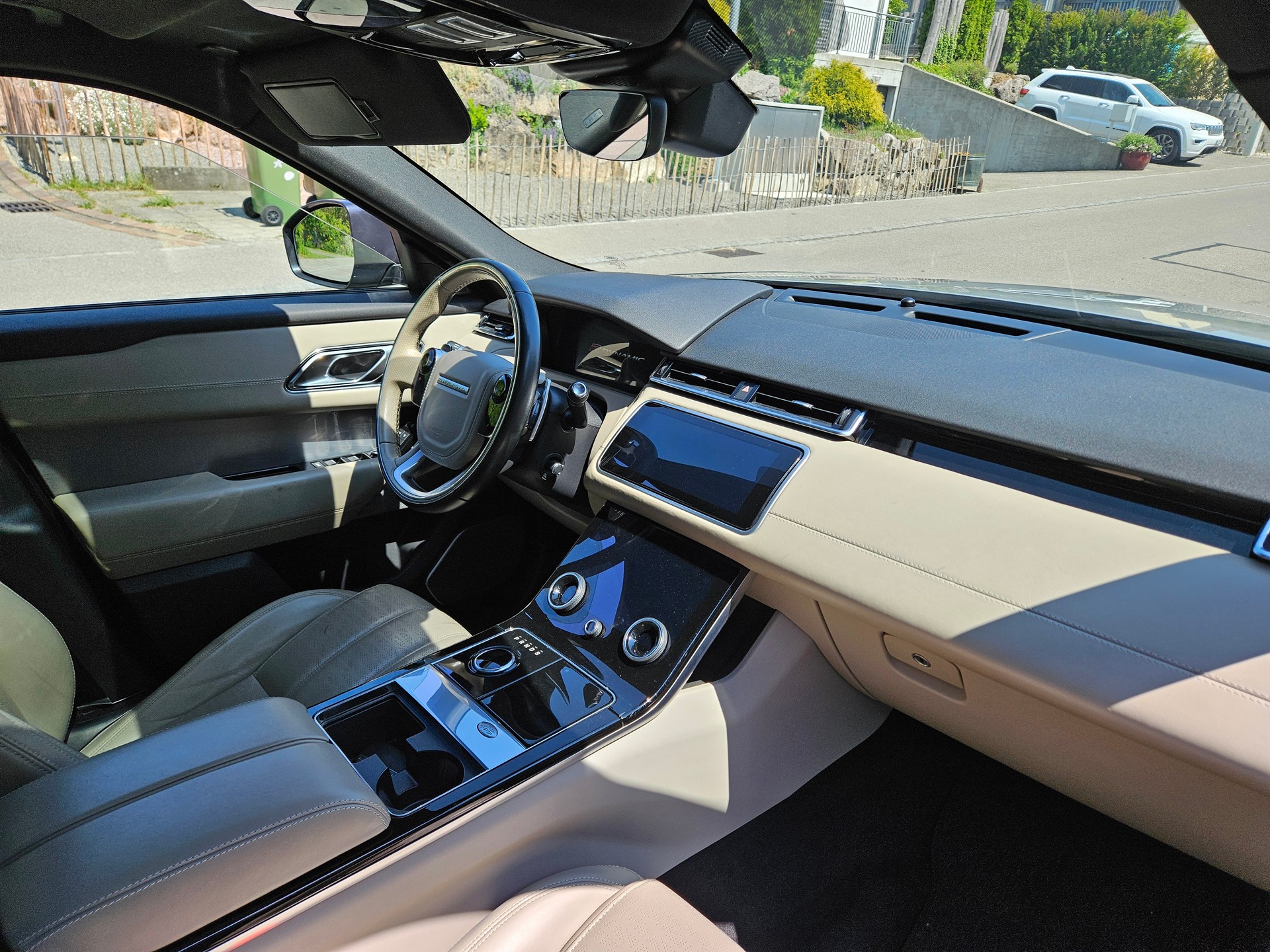 LAND ROVER Range Rover Velar P 380 First Edition Automatic-image-8