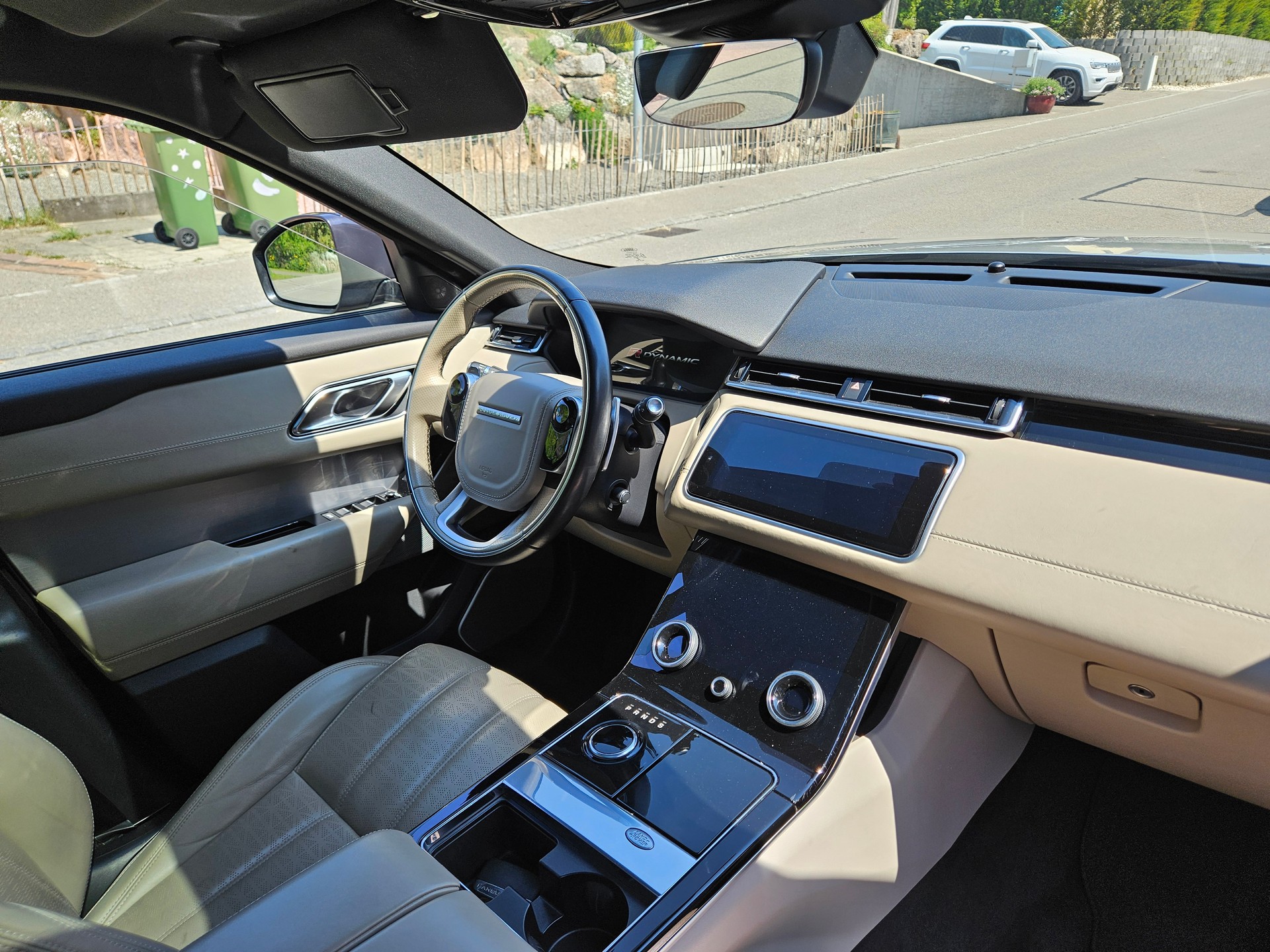 LAND ROVER Range Rover Velar P 380 First Edition Automatic-image-9