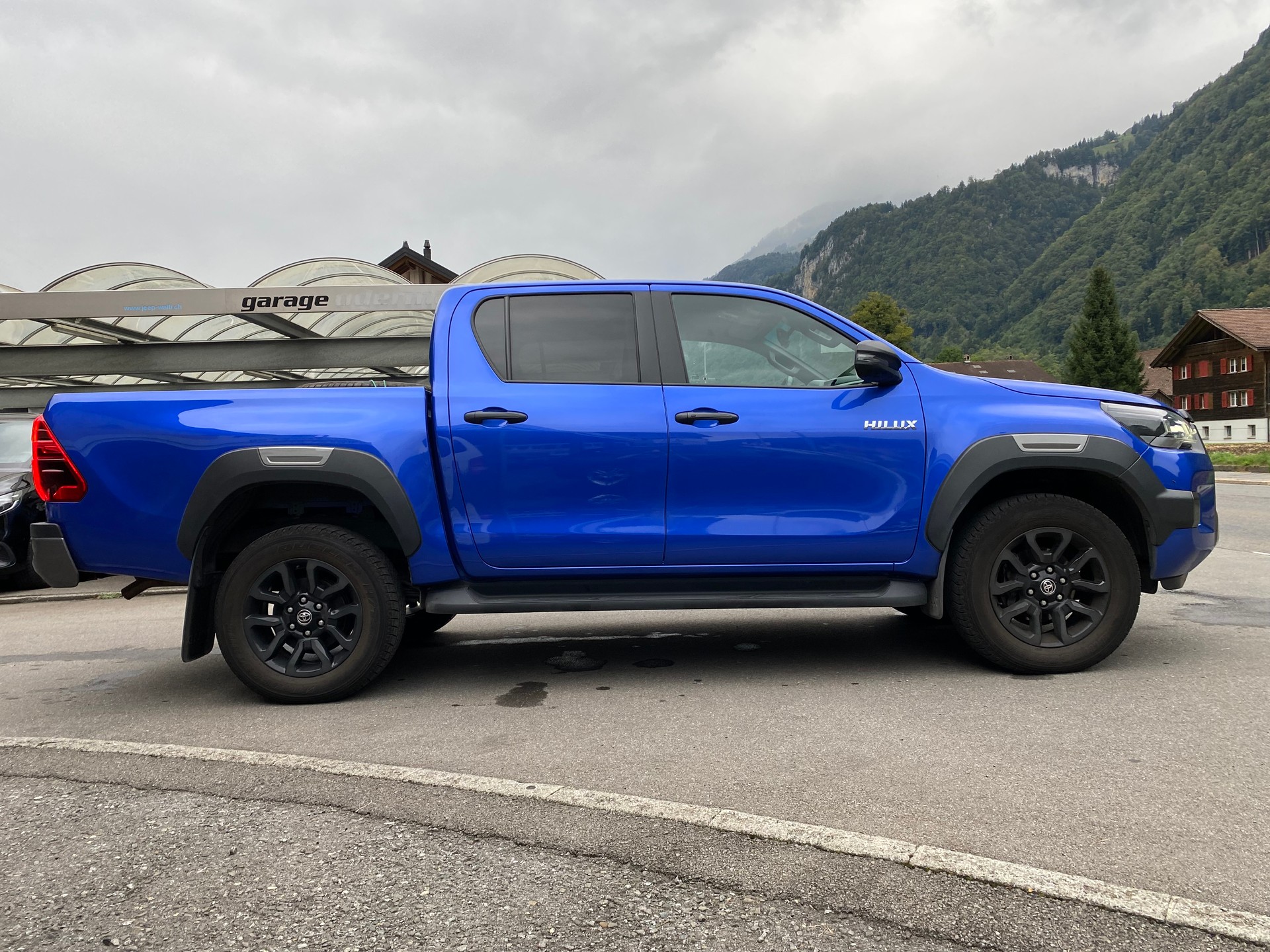 TOYOTA Hilux 2.8D-4D Invincible Double Cab 4x4 A-image-15