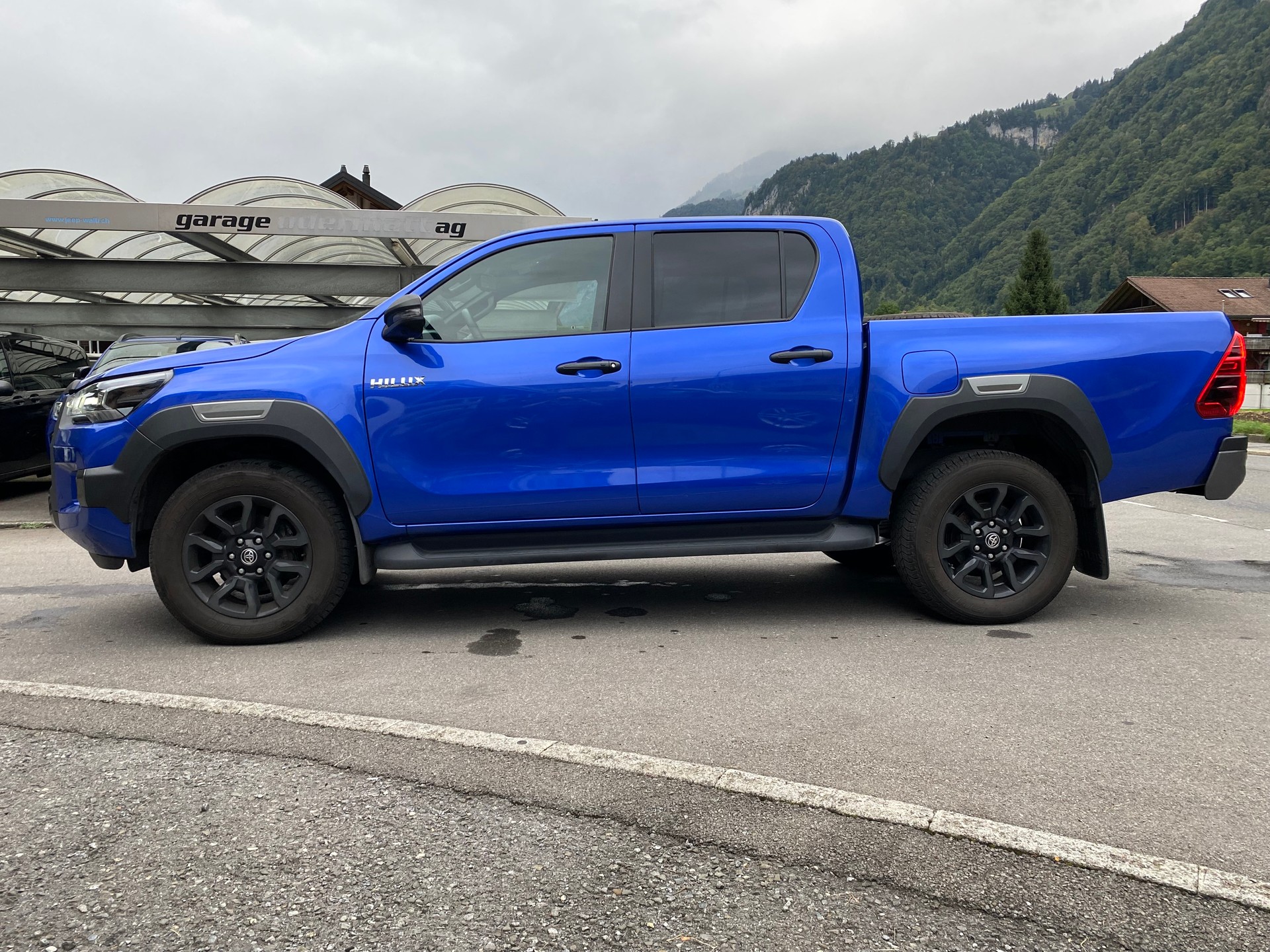 TOYOTA Hilux 2.8D-4D Invincible Double Cab 4x4 A