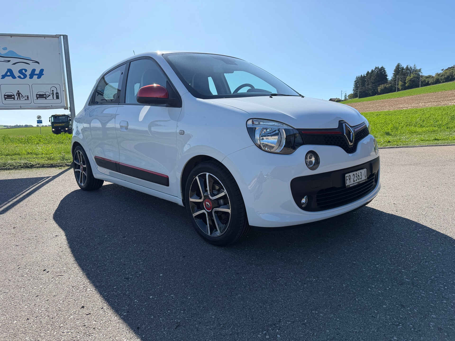 RENAULT Twingo 0.9 Intens-image-2