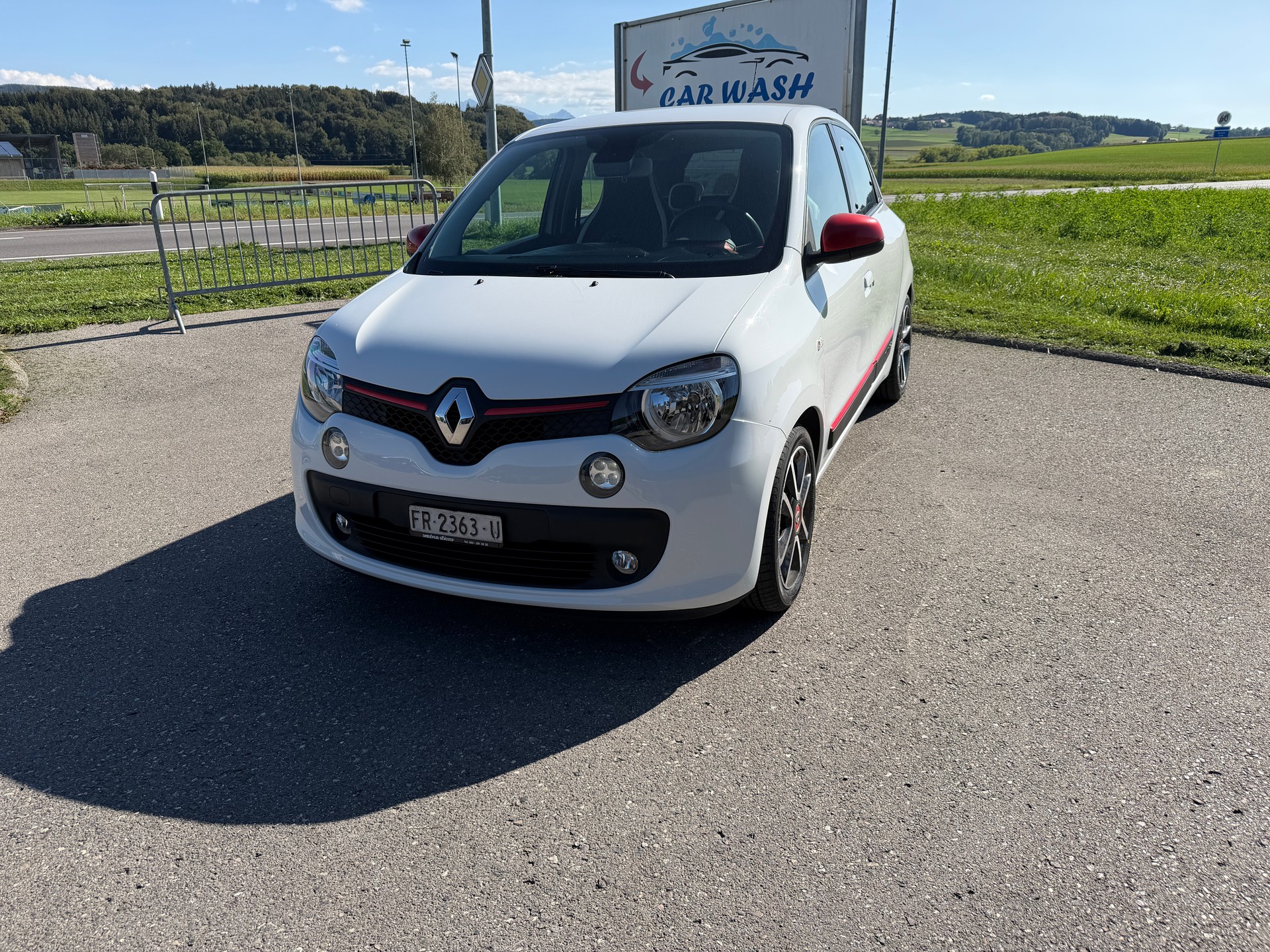RENAULT Twingo 0.9 Intens-image-1