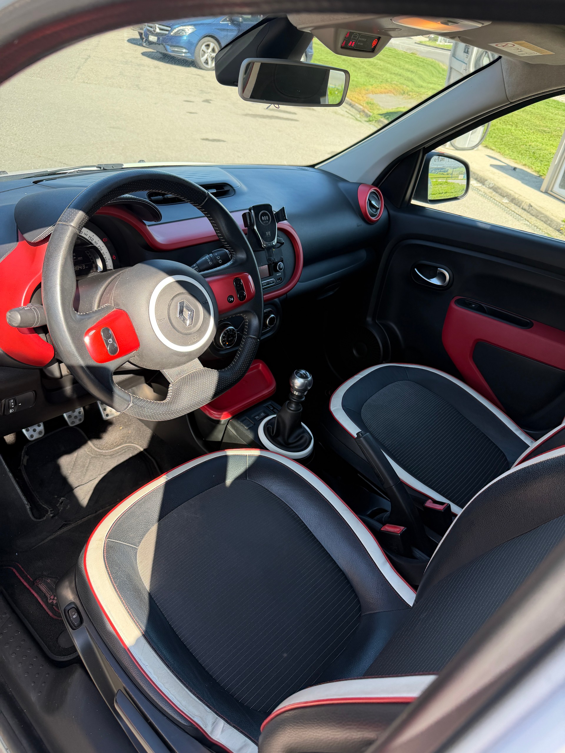 RENAULT Twingo 0.9 Intens-image-6