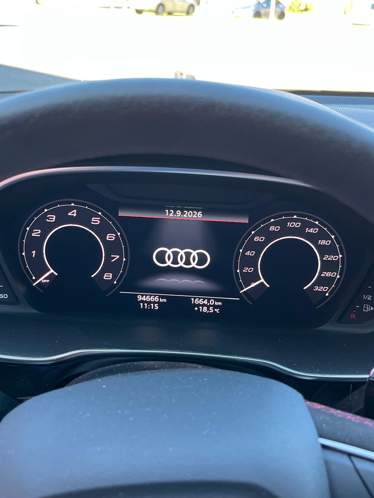 AUDI 2.5 TFSI quattro S-Tronic-image-3