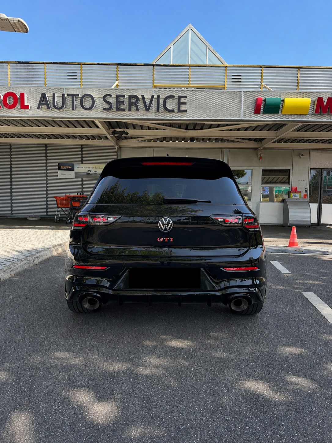 VW Golf 2.0 TSI GTI Clubsport DSG-image-1