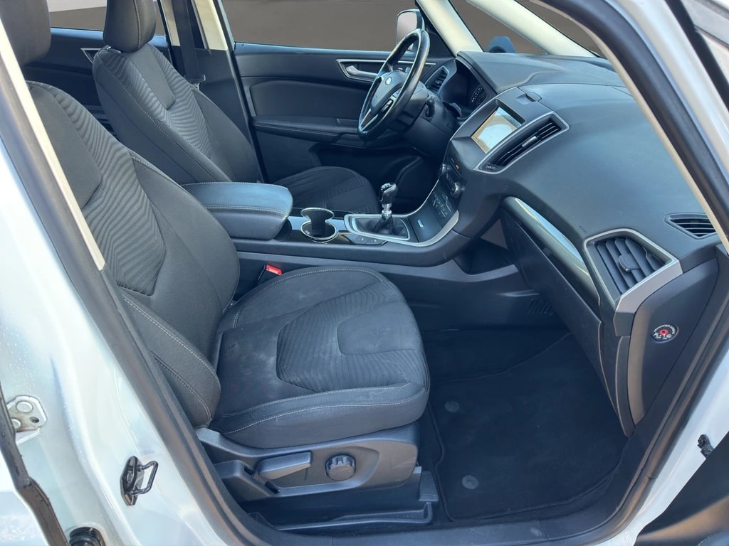 FORD S-Max 2.0 TDCi Titanium AWD-image-9