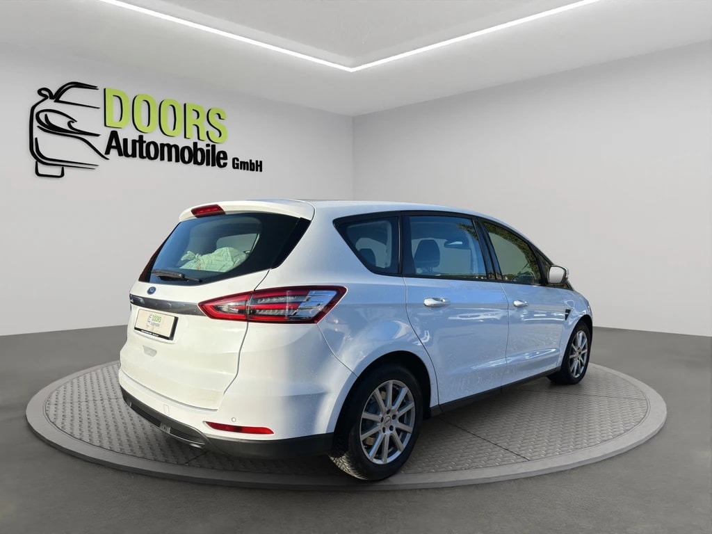 FORD S-Max 2.0 TDCi Titanium AWD-image-3