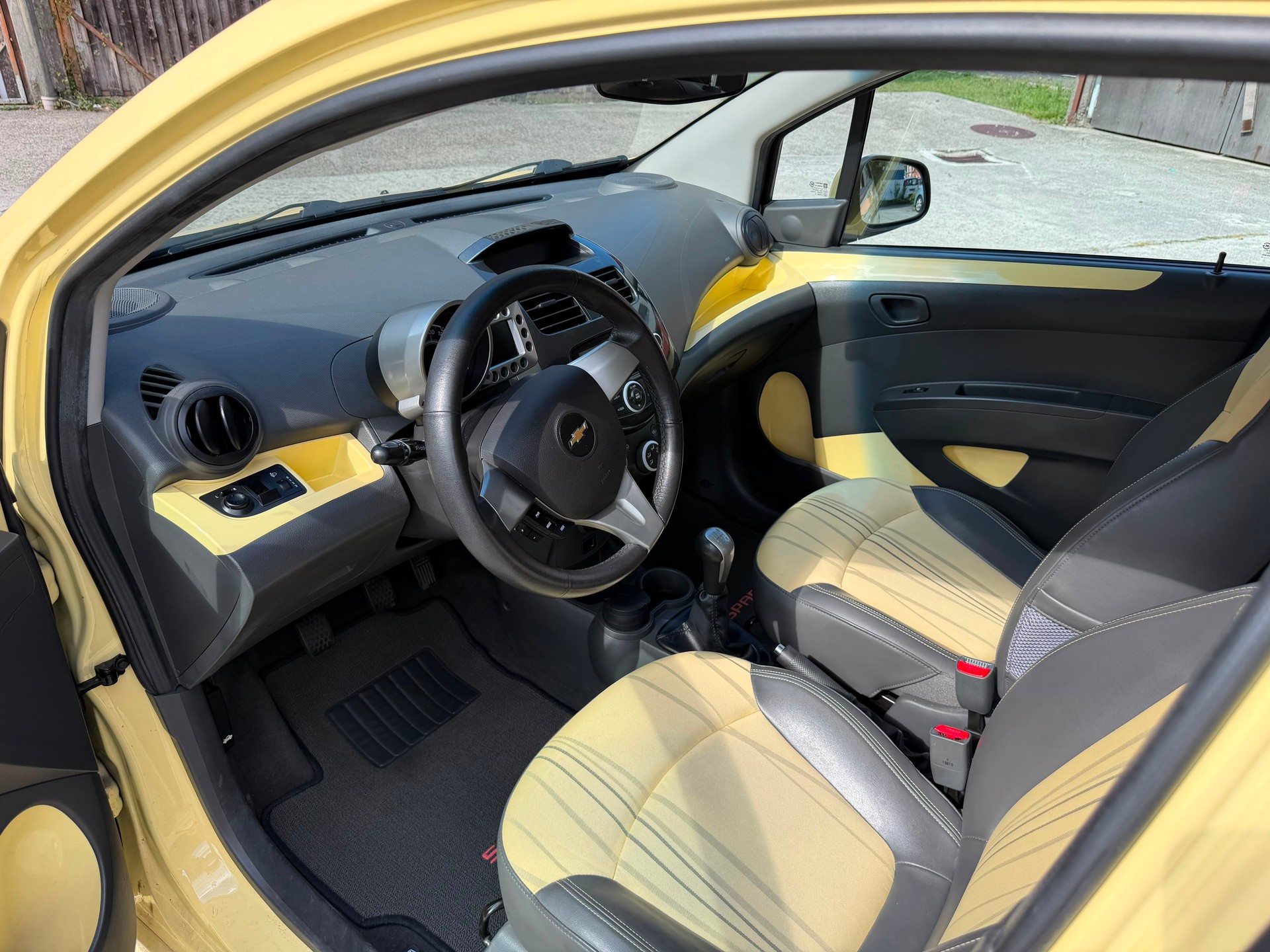 CHEVROLET Spark 1.2 LTZ-image-8
