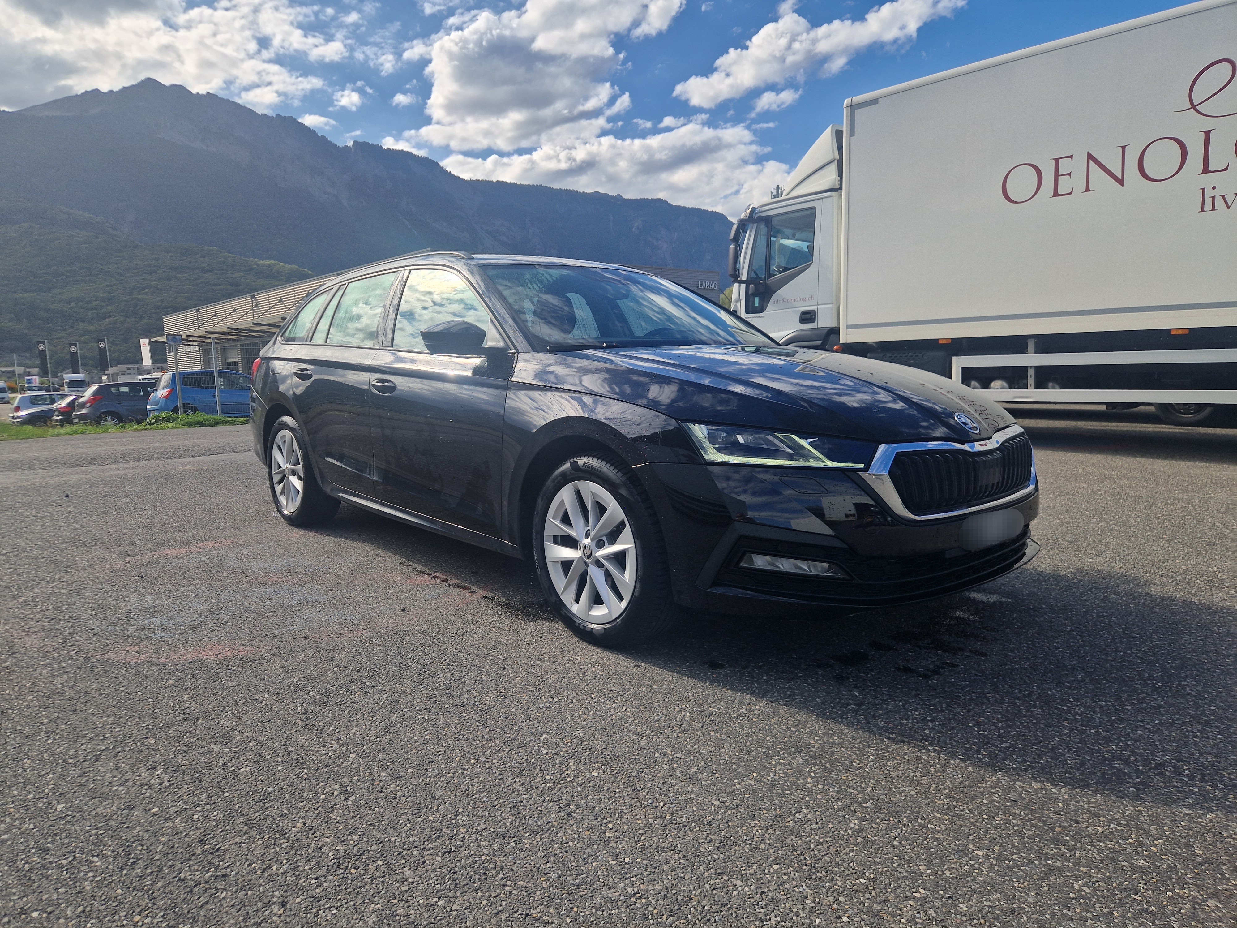 Car photo