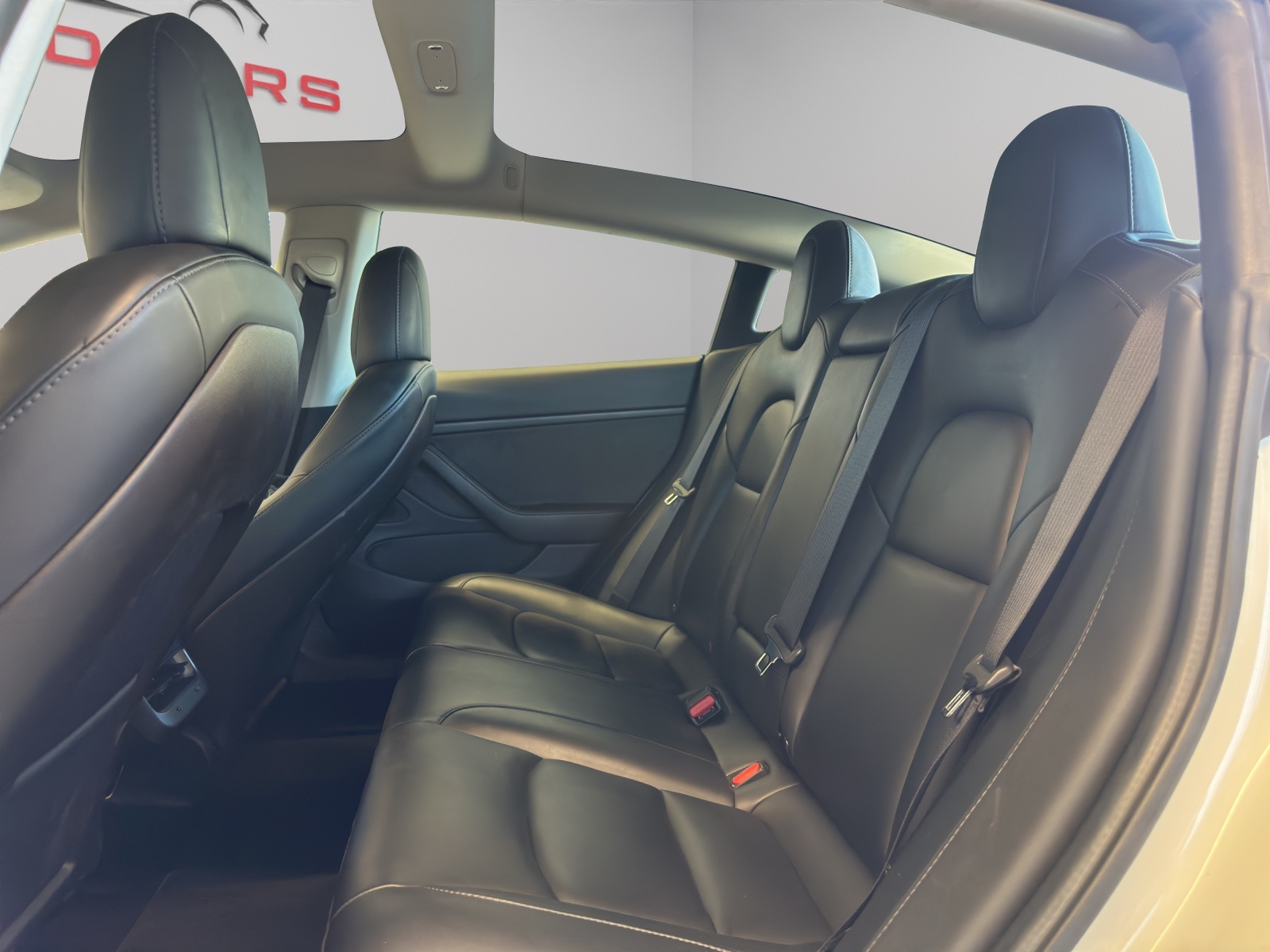 TESLA Model 3 Performance Dual Motor AWD-image-12