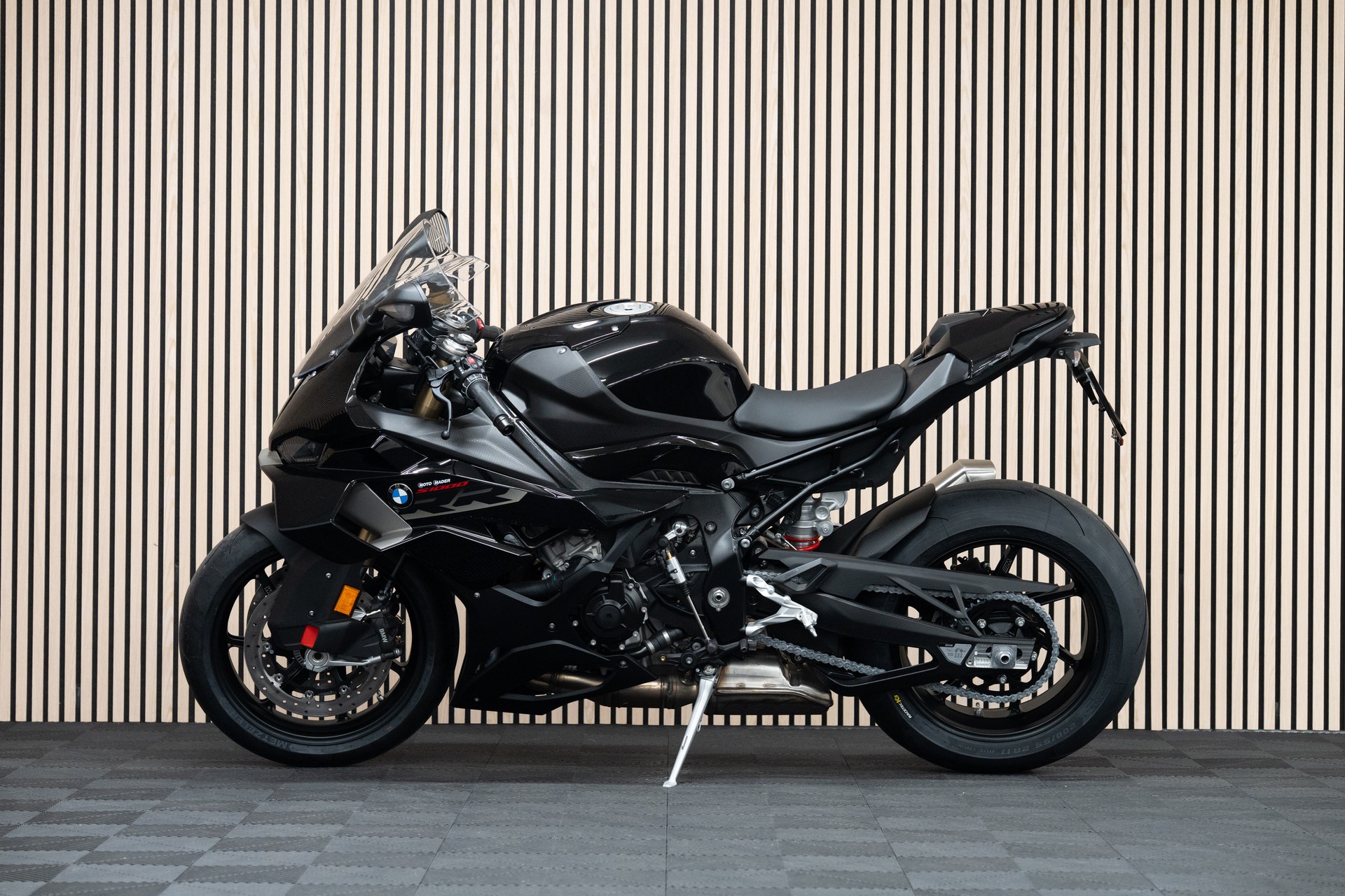 BMW S 1000 RR mit 0.9% Leasing 💸🚀-showroom-element-1