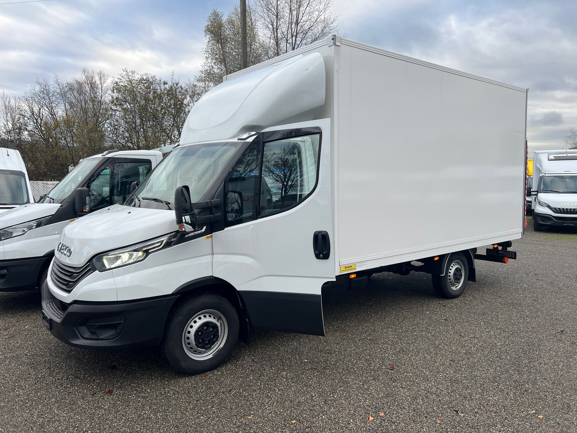 IVECO DAILY-image-2
