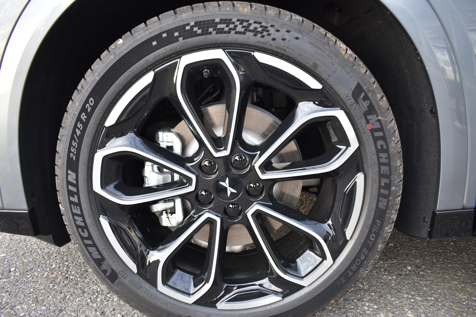 XPENG G6 80kWh Performance AWD-image-12