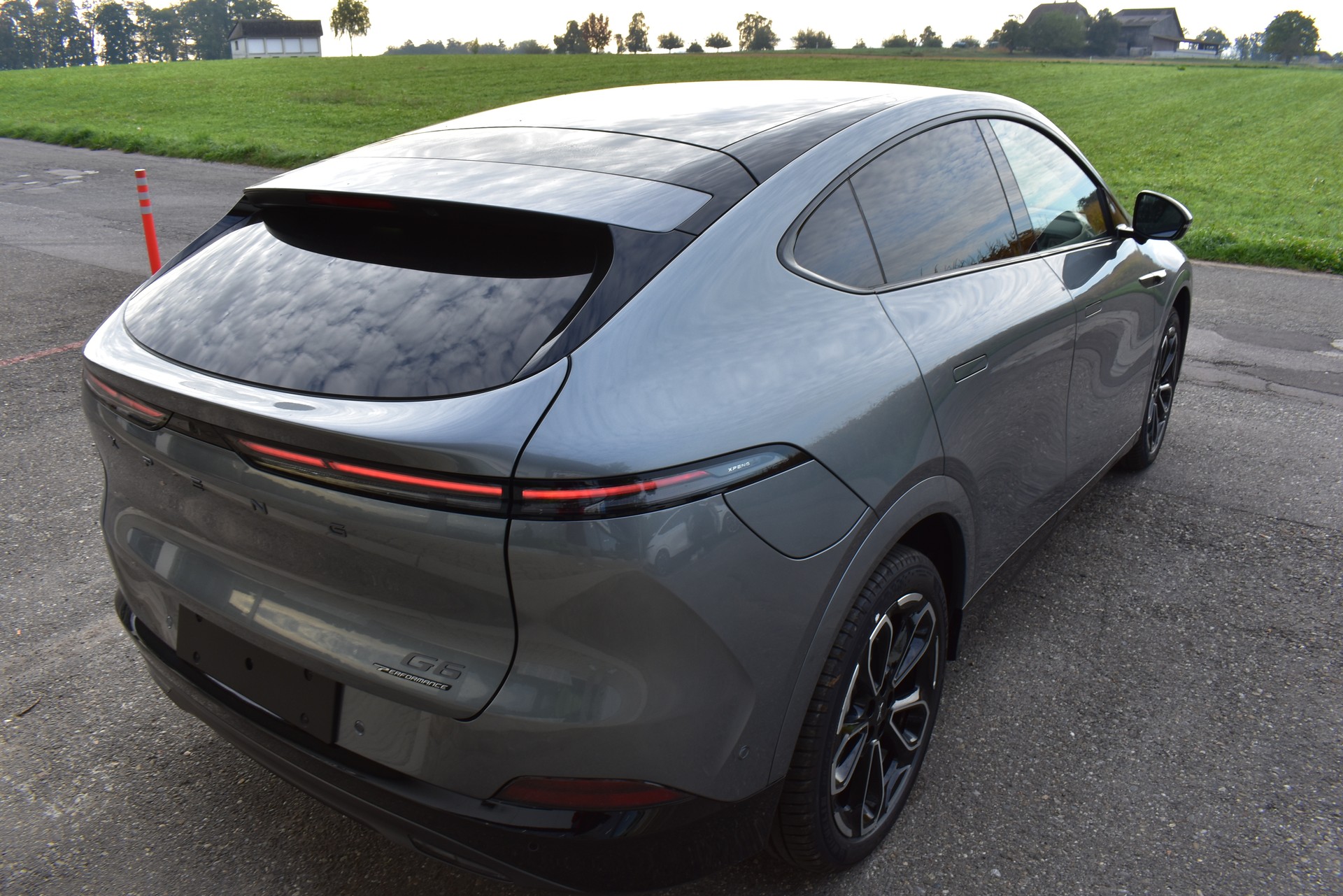 XPENG G6 80kWh Performance AWD-image-4