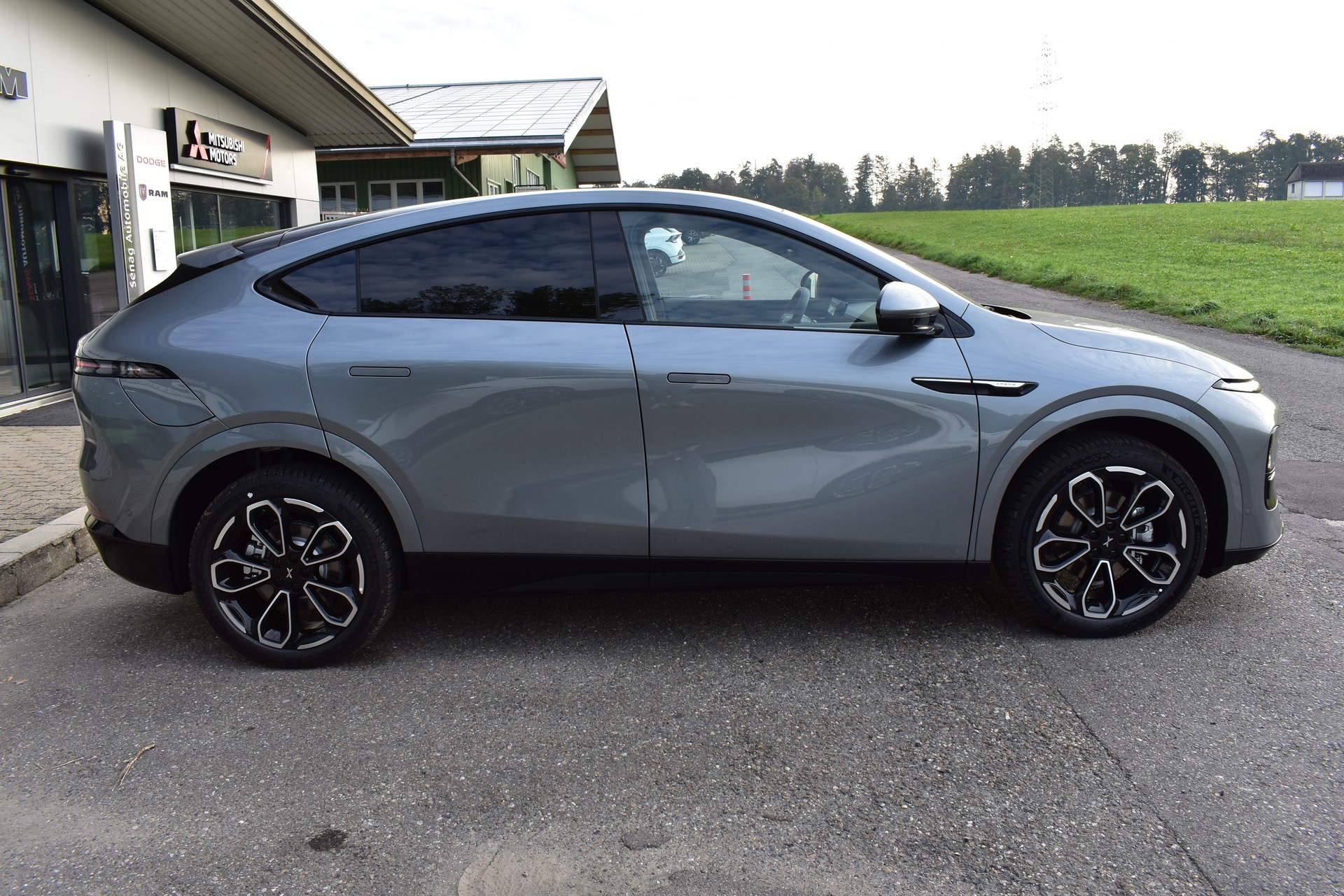 XPENG G6 80kWh Performance AWD-image-3