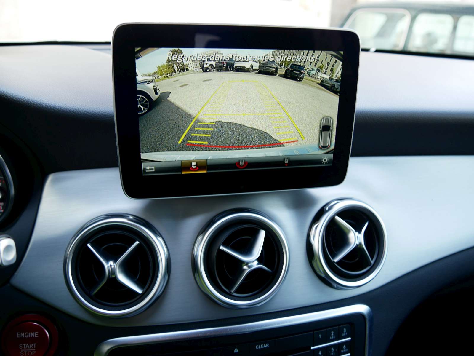 MERCEDES-BENZ GLA 220 AMG Line 4Matic 7G-DCT-image-9