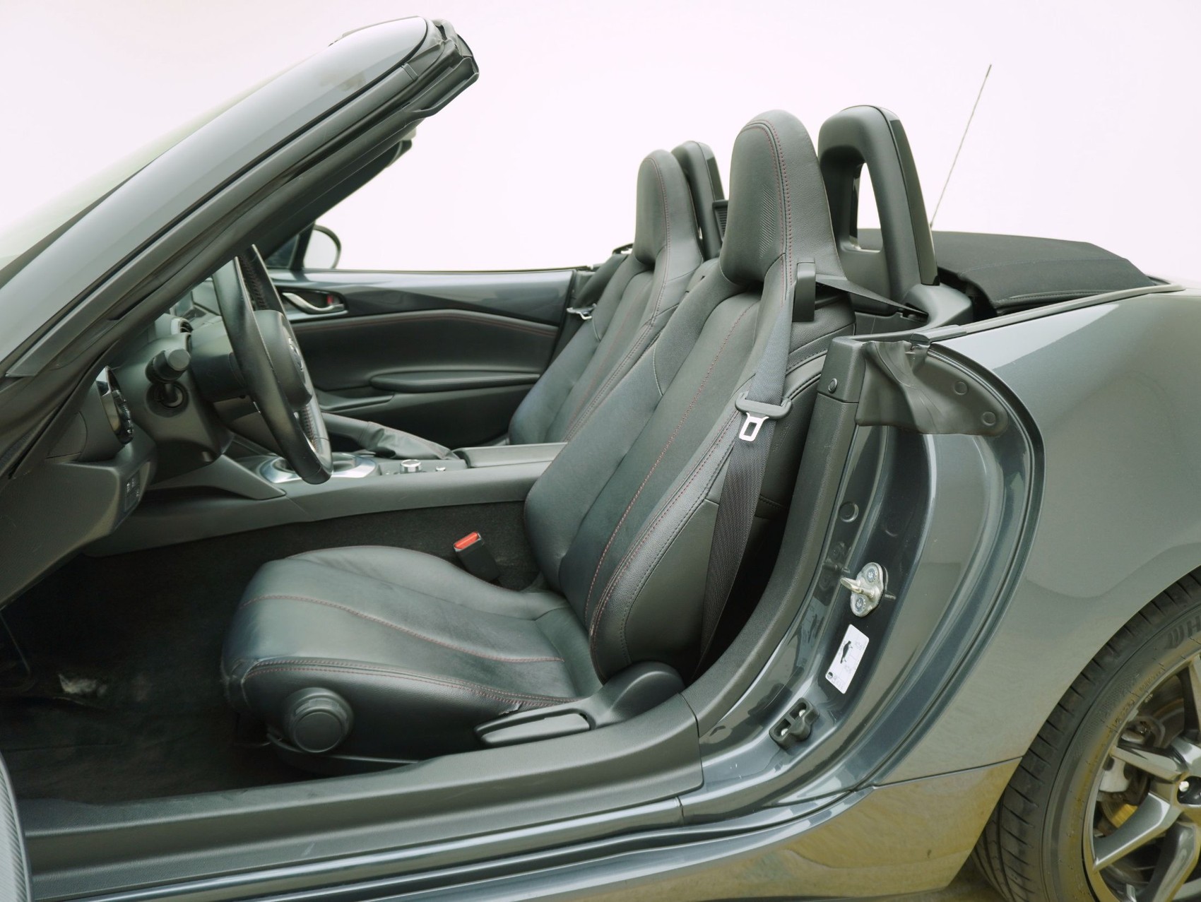 MAZDA MX-5 1.5 Ambition-image-8