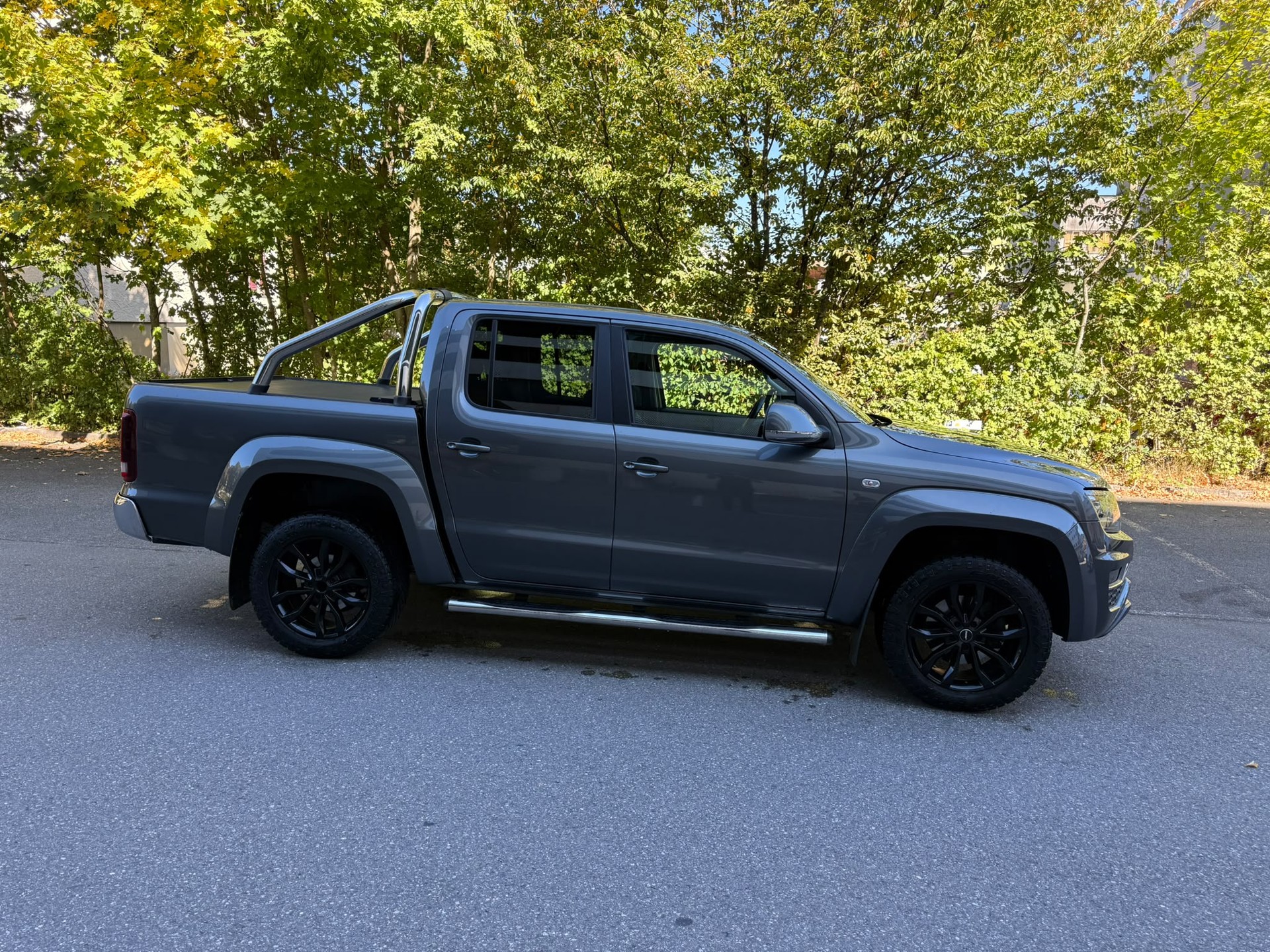VW Amarok 3.0TDI Crossline 4Motion Automatic-image-3