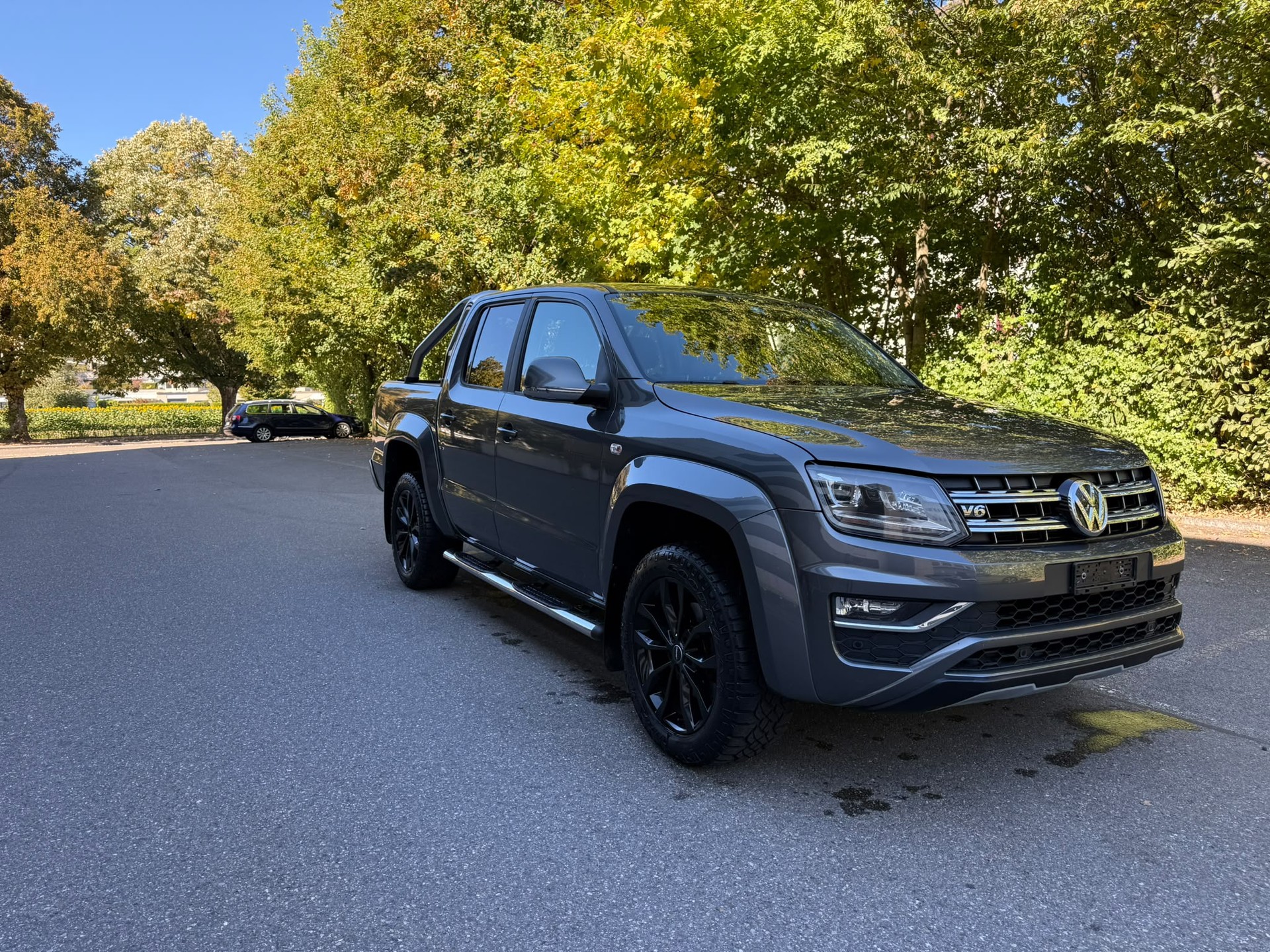 VW Amarok 3.0TDI Crossline 4Motion Automatic-image-1