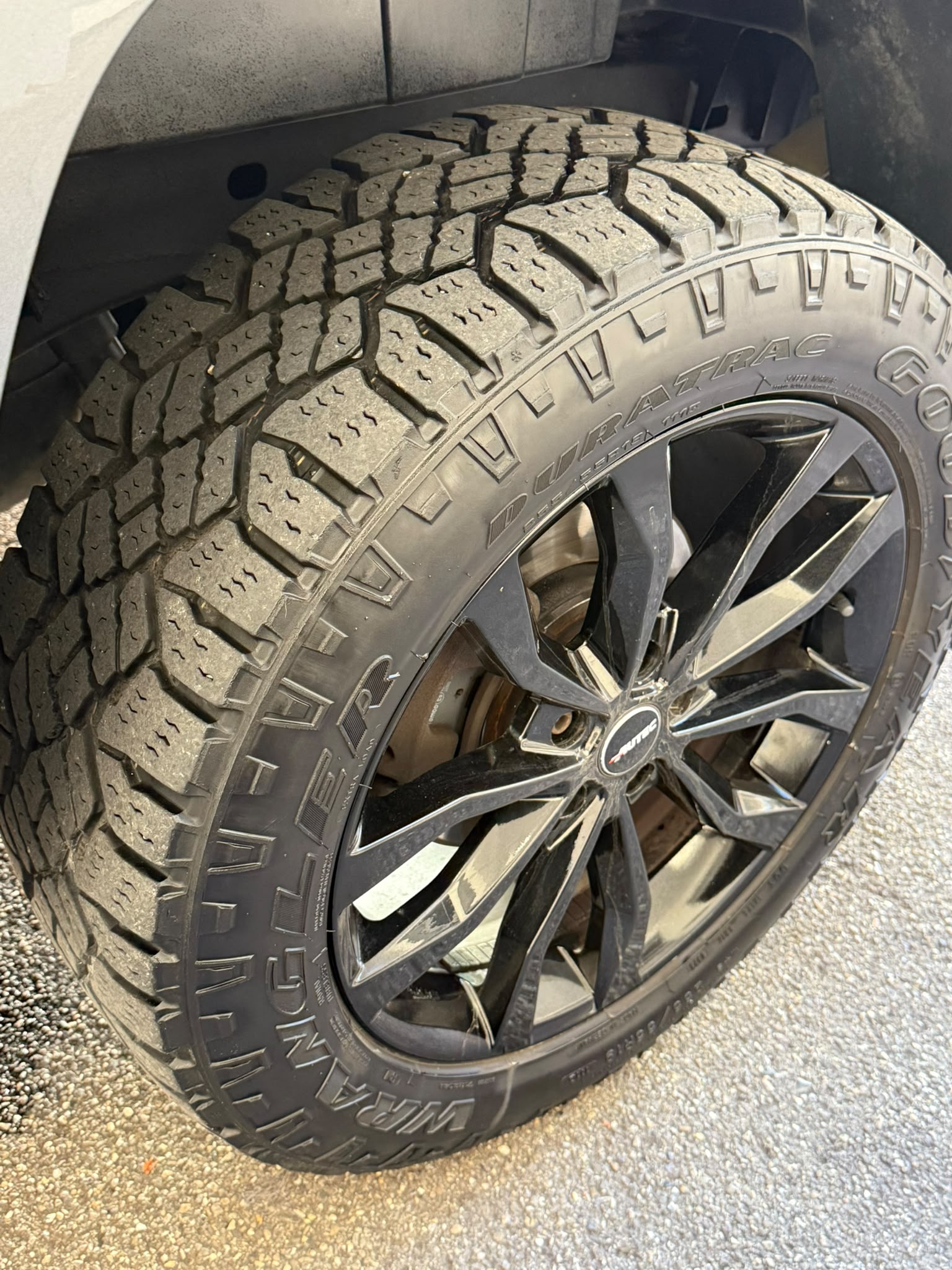 VW Amarok 3.0TDI Crossline 4Motion Automatic-image-14