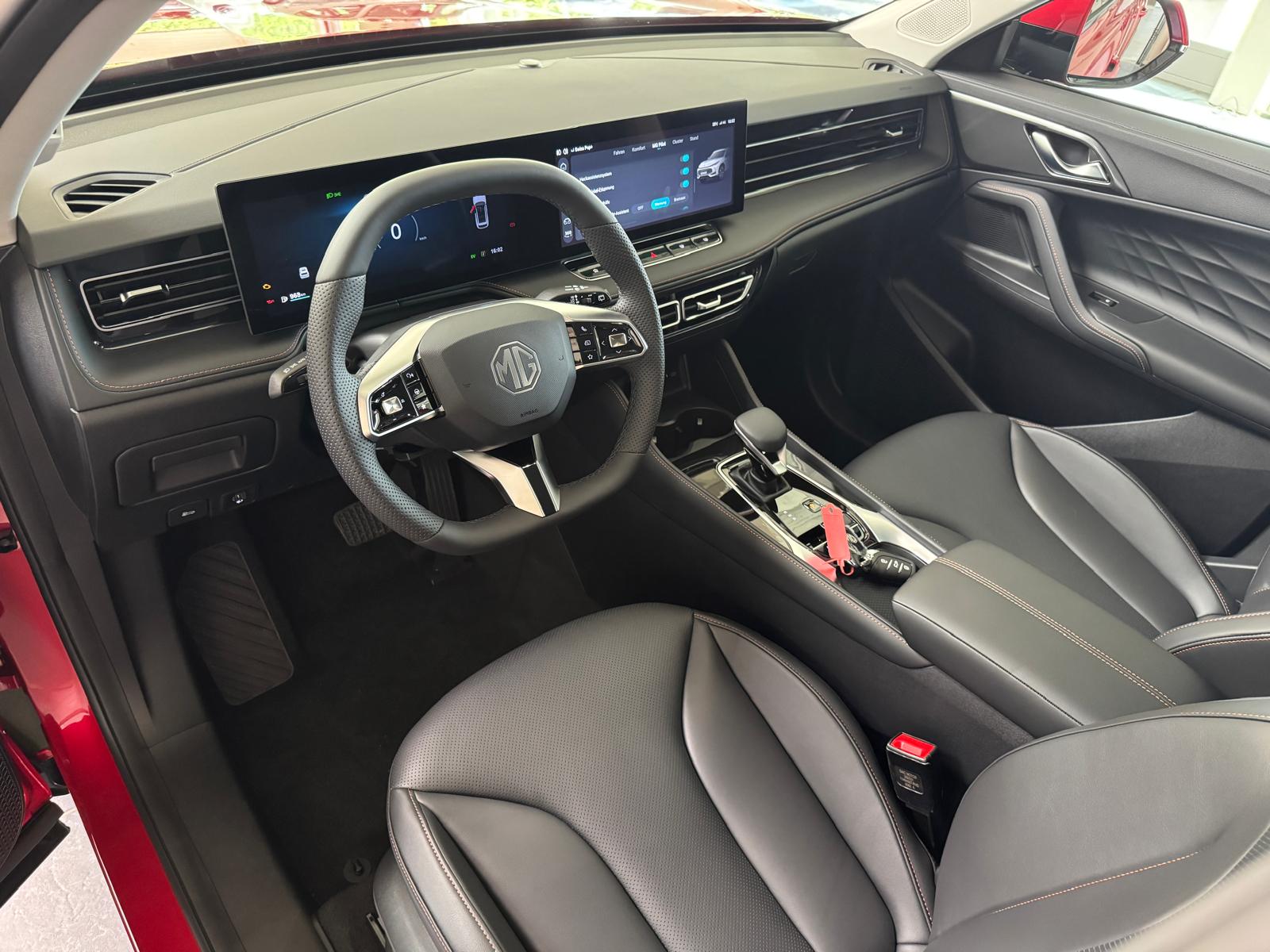 MG HS 1.5 Hybrid Luxury-image-5