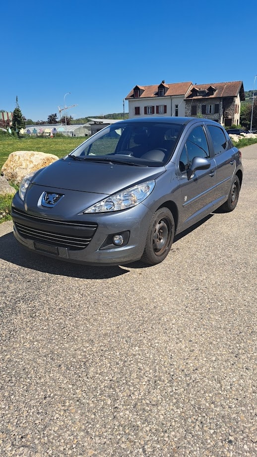 PEUGEOT 207 1.6 16V Lion Edition Automatic-image-1