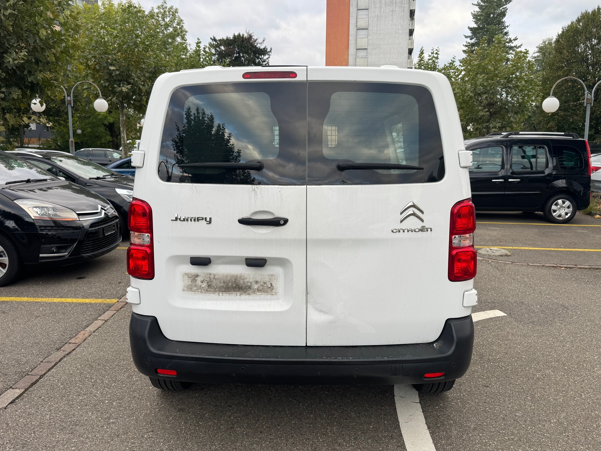 CITROEN Jumpy 2.0 BlueHDi 120 M Attraction-image-3