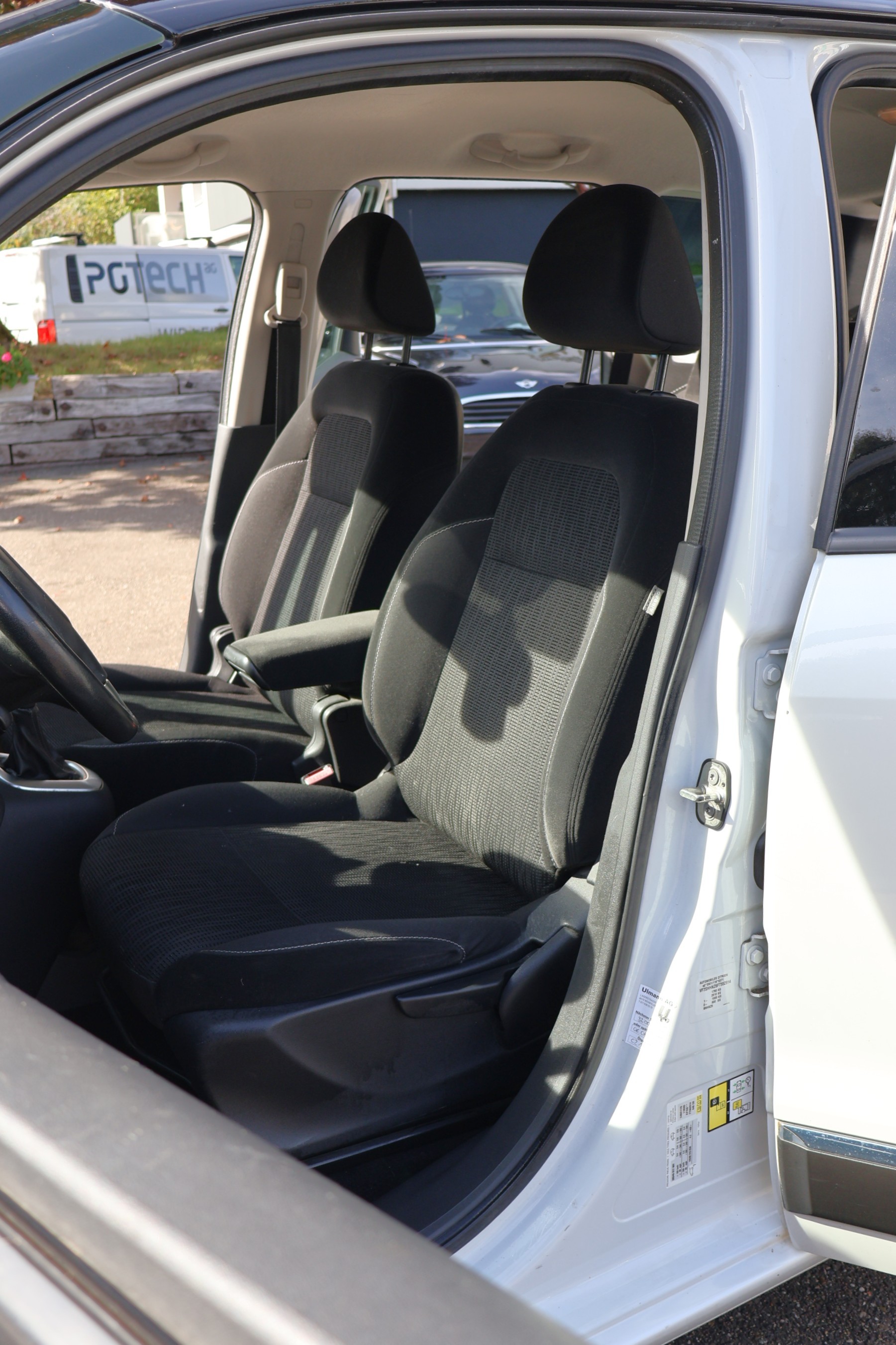 CITROEN C3 Picasso 1.2 Pure Tech Black Top-image-10