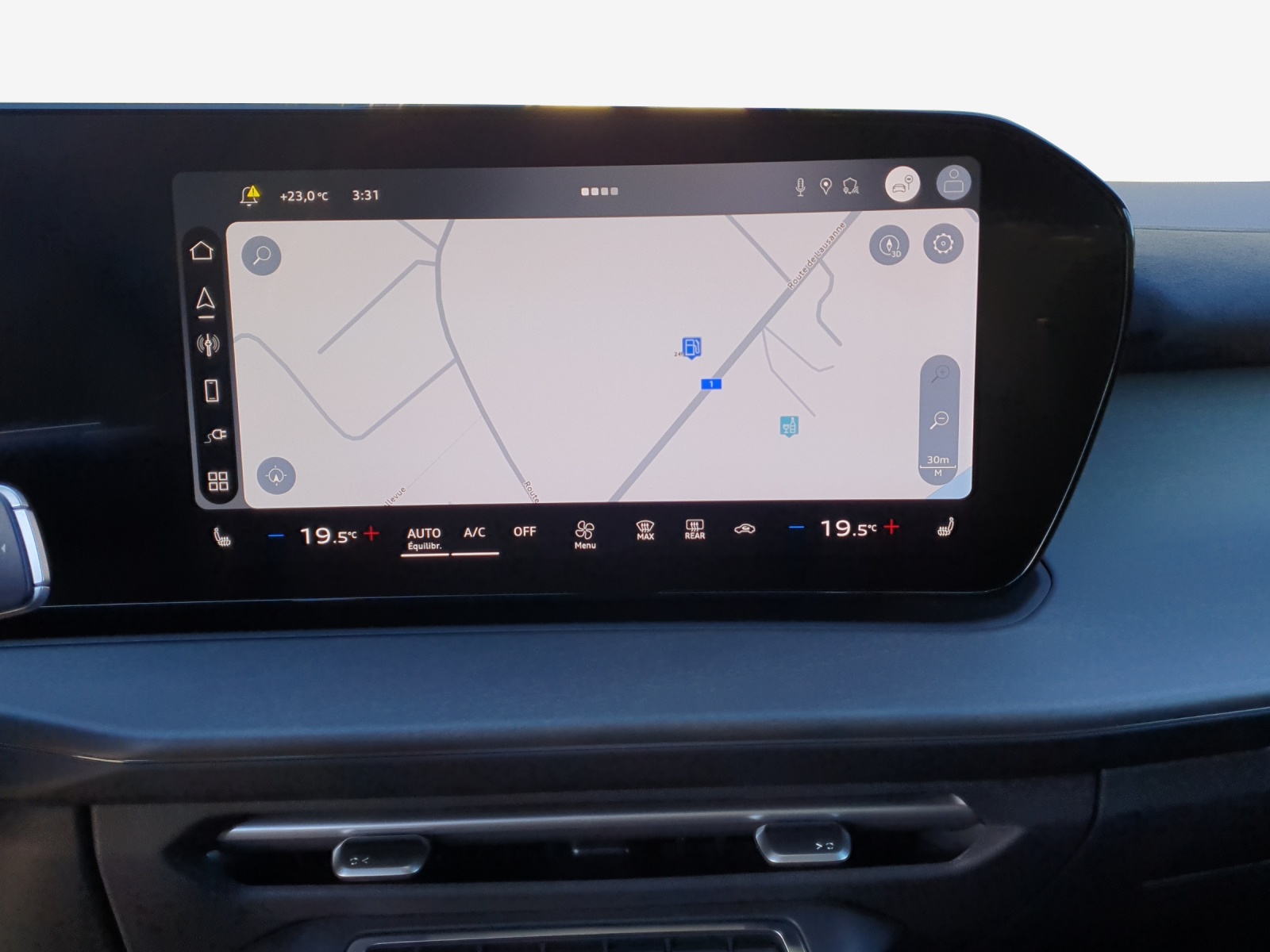 AUDI Q3 SUV e-hybrid 200 kW S tronig-image-10
