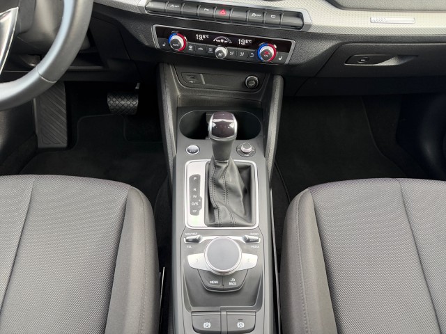 AUDI Q2 35 TFSI S-tronic-image-14