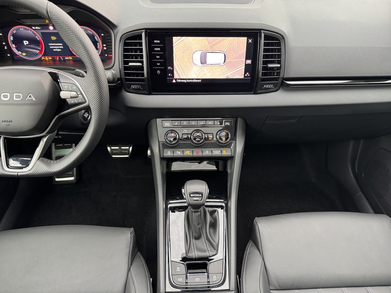 SKODA Karoq 2.0 TSI SportLine 4x4 DSG-image-10