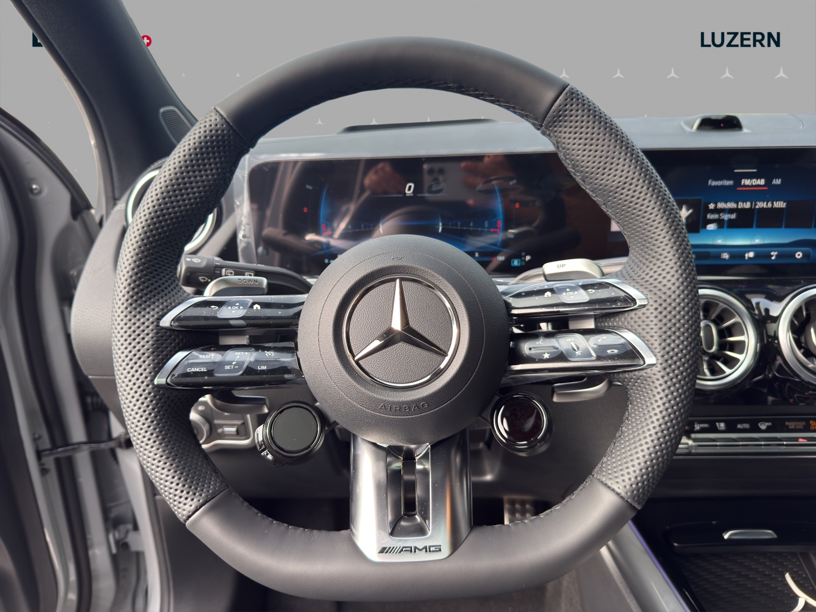 MERCEDES-BENZ GLA AMG 45 S 4Matic+ 8G-DCT-image-9