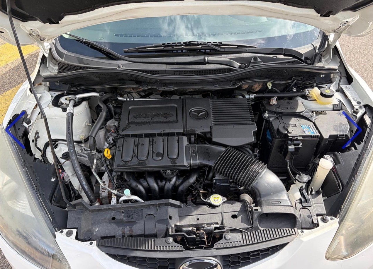 MAZDA 2 1.3i 16V Exclusive-image-2